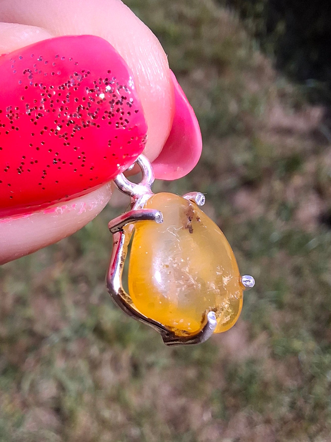 Baltic Amber Pendant, 925 Silver, Fossil (Ref: AP20)