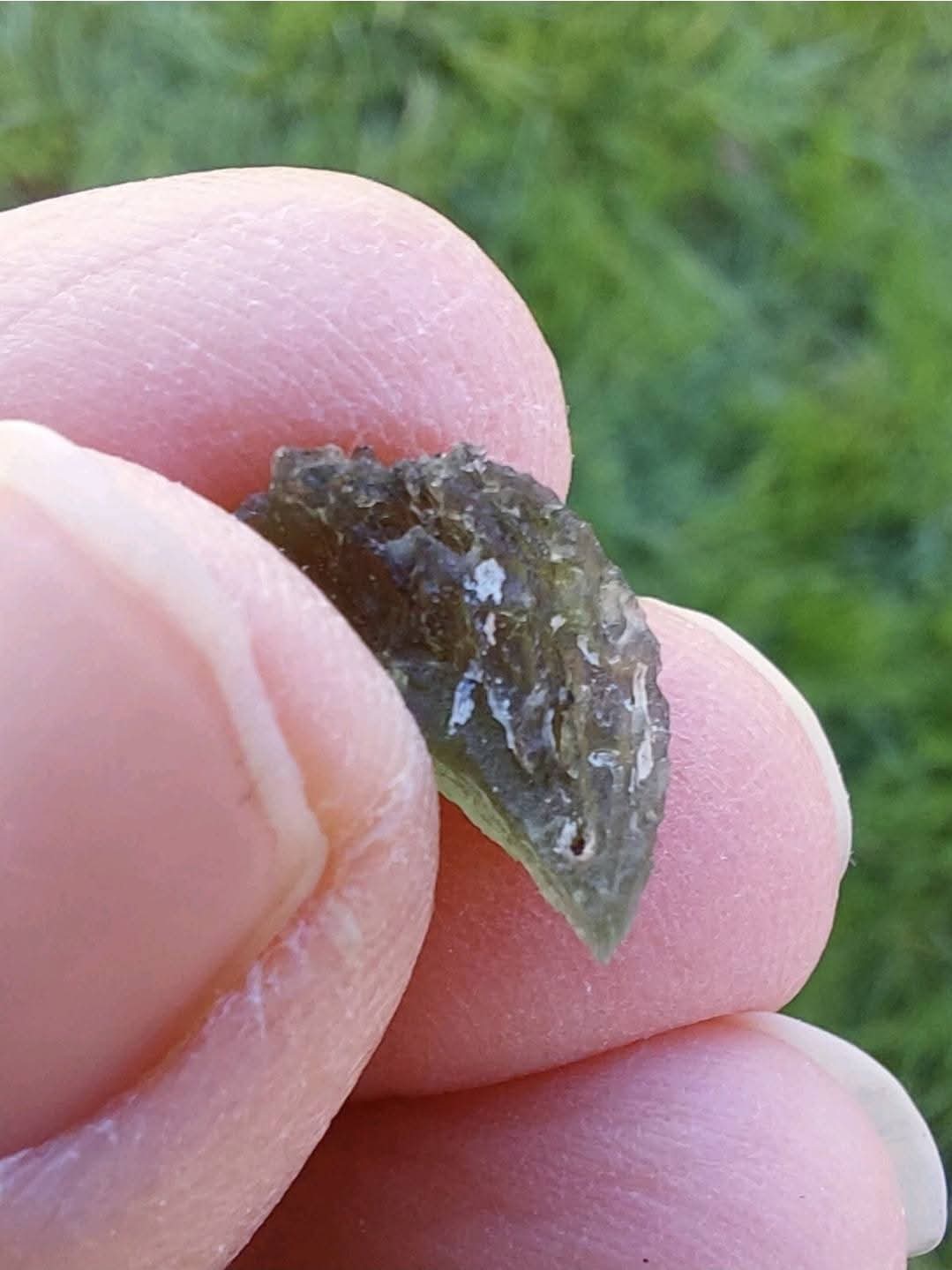 Moldavite Piece, 0.62g, Tektite (Ref: 955)