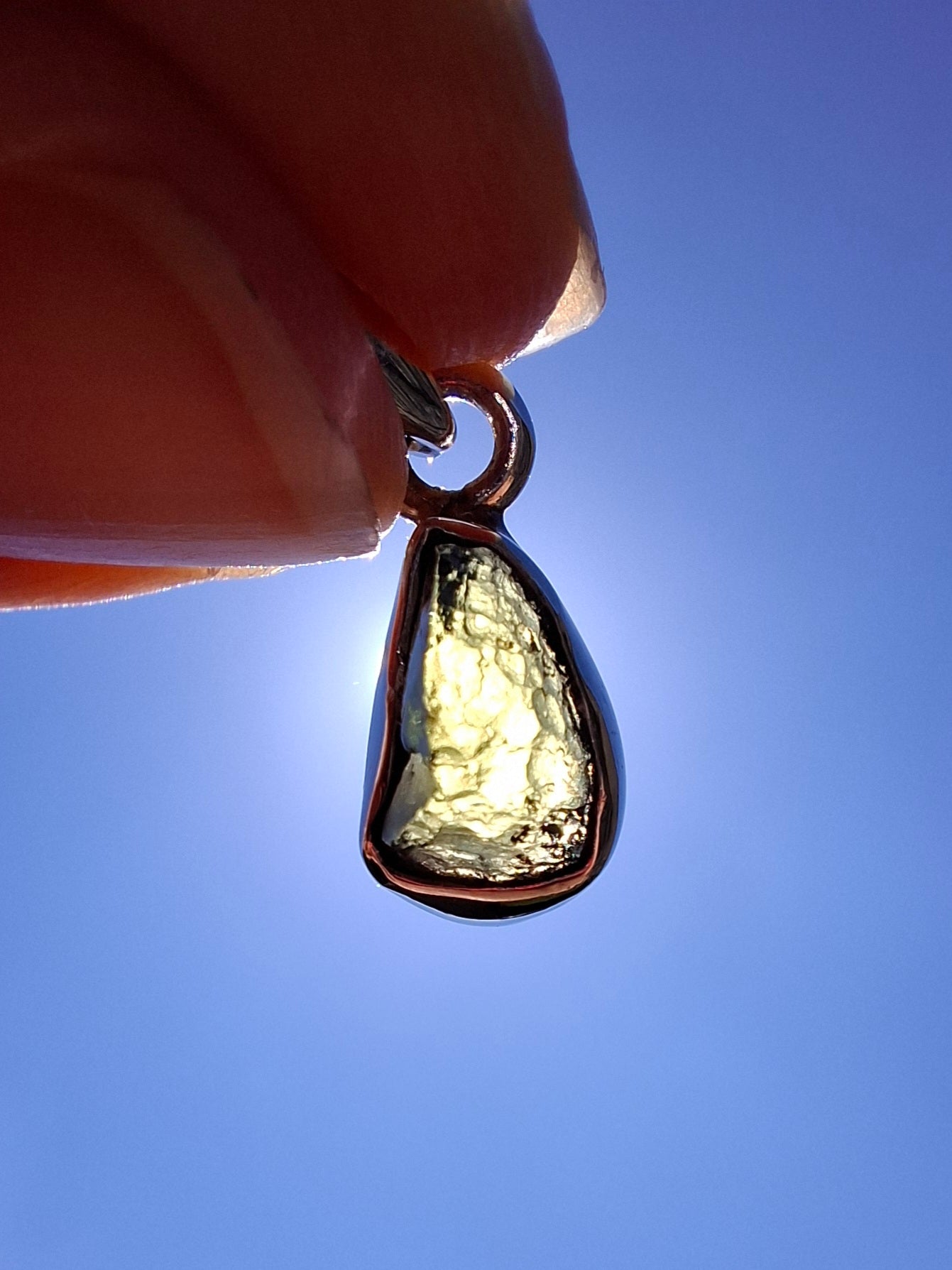 Moldavite Pendant, 925 Silver, Tektite (Ref: P51)