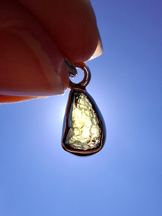Moldavite Pendant, 925 Silver, Tektite (Ref: P51)