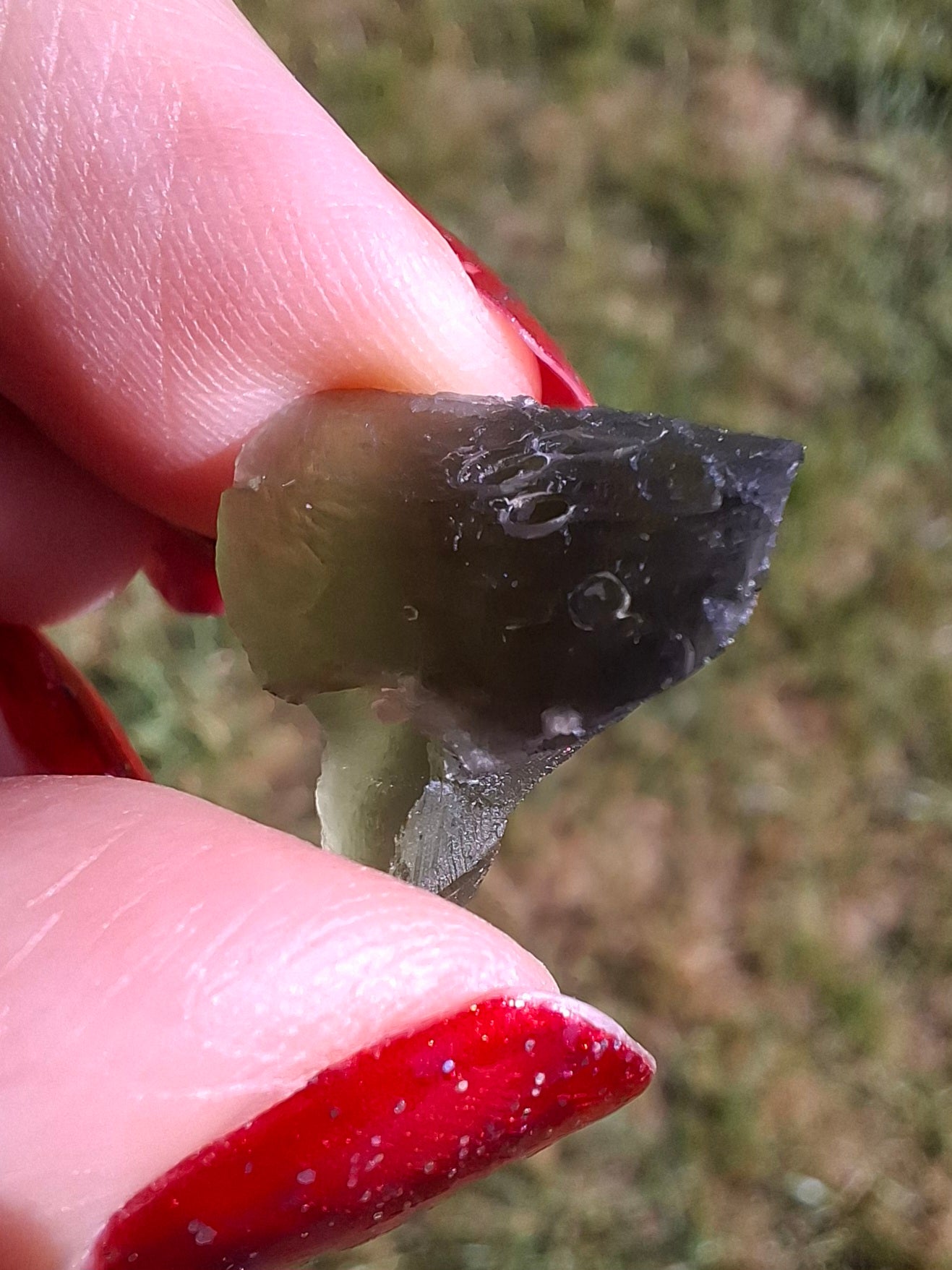 Moldavite Piece, 1.68g, Tektite (Ref: 1468)