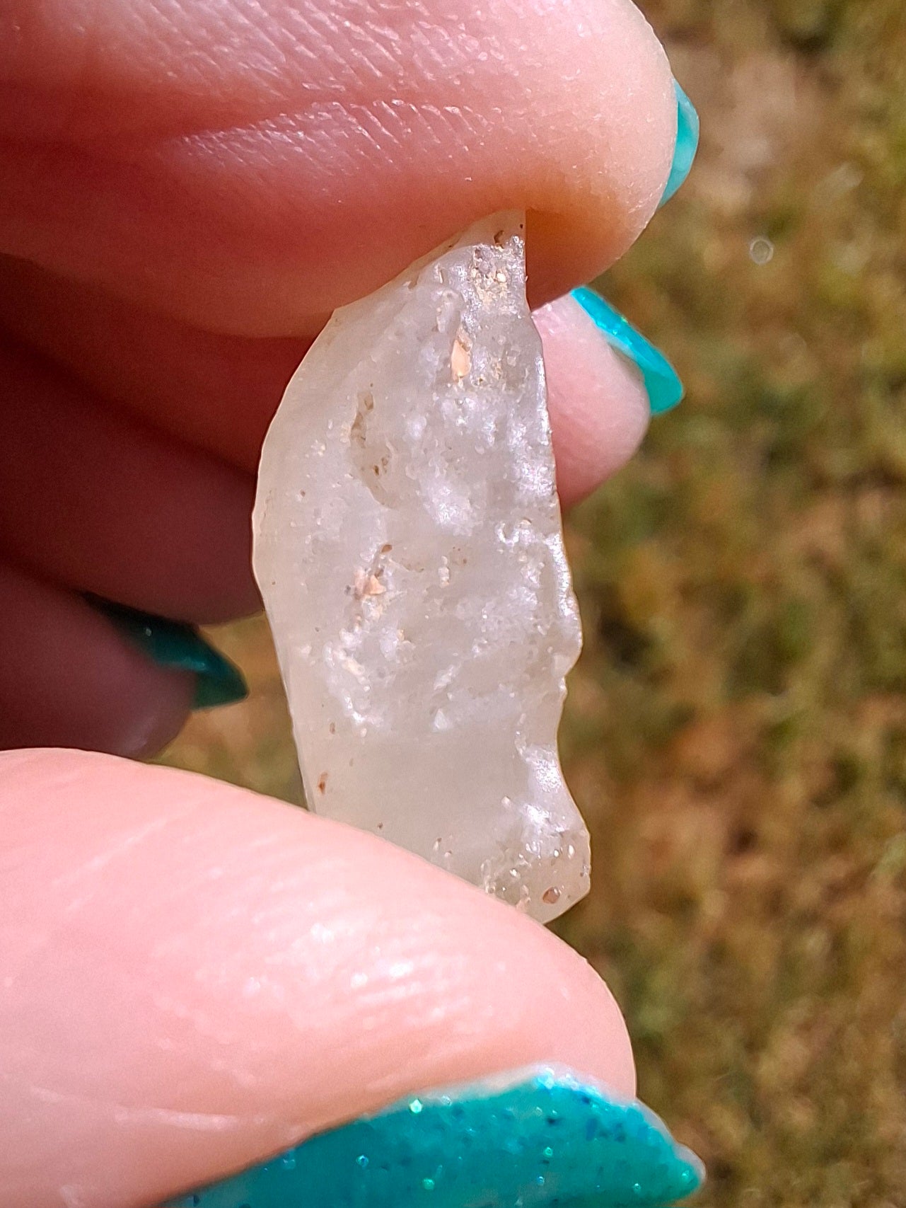 Libyan Desert Glass Piece, 1.90g, Tektite