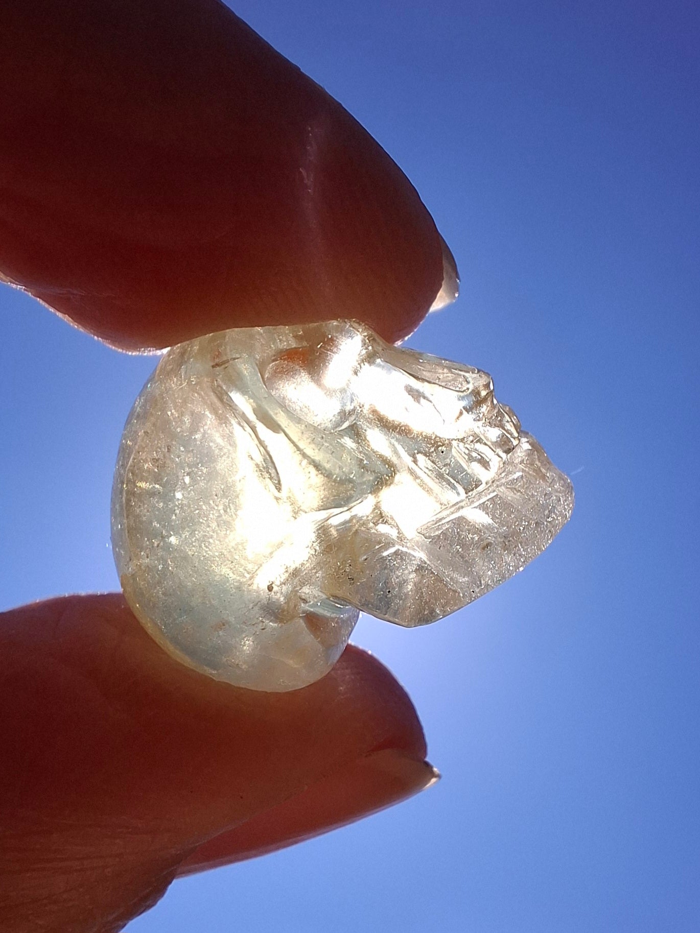 Libyan Desert Glass SKULL carving, 4.59g, Tektite (Ref: Skull2)
