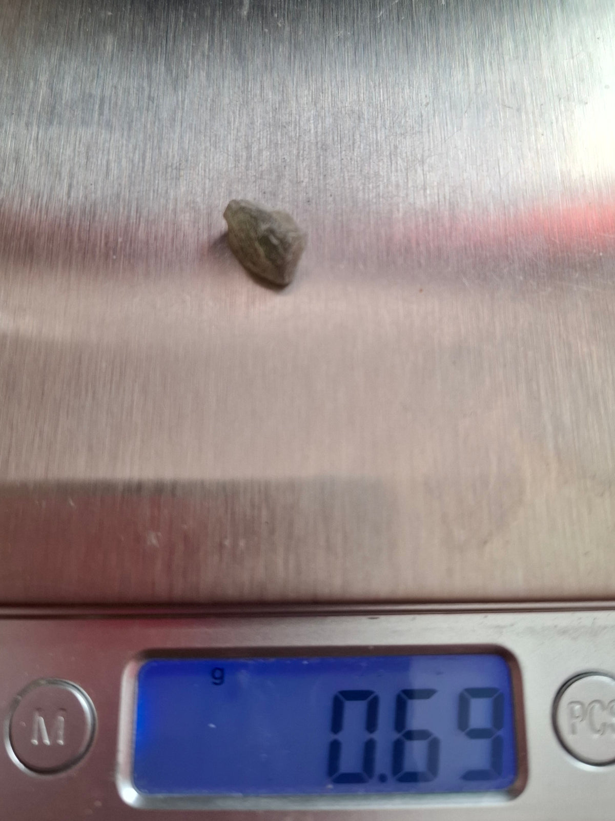 Moldavite Piece, SNOWFLAKE, FROSTED, BRUSNA, 0.69g, Tektite (Ref: 1503)