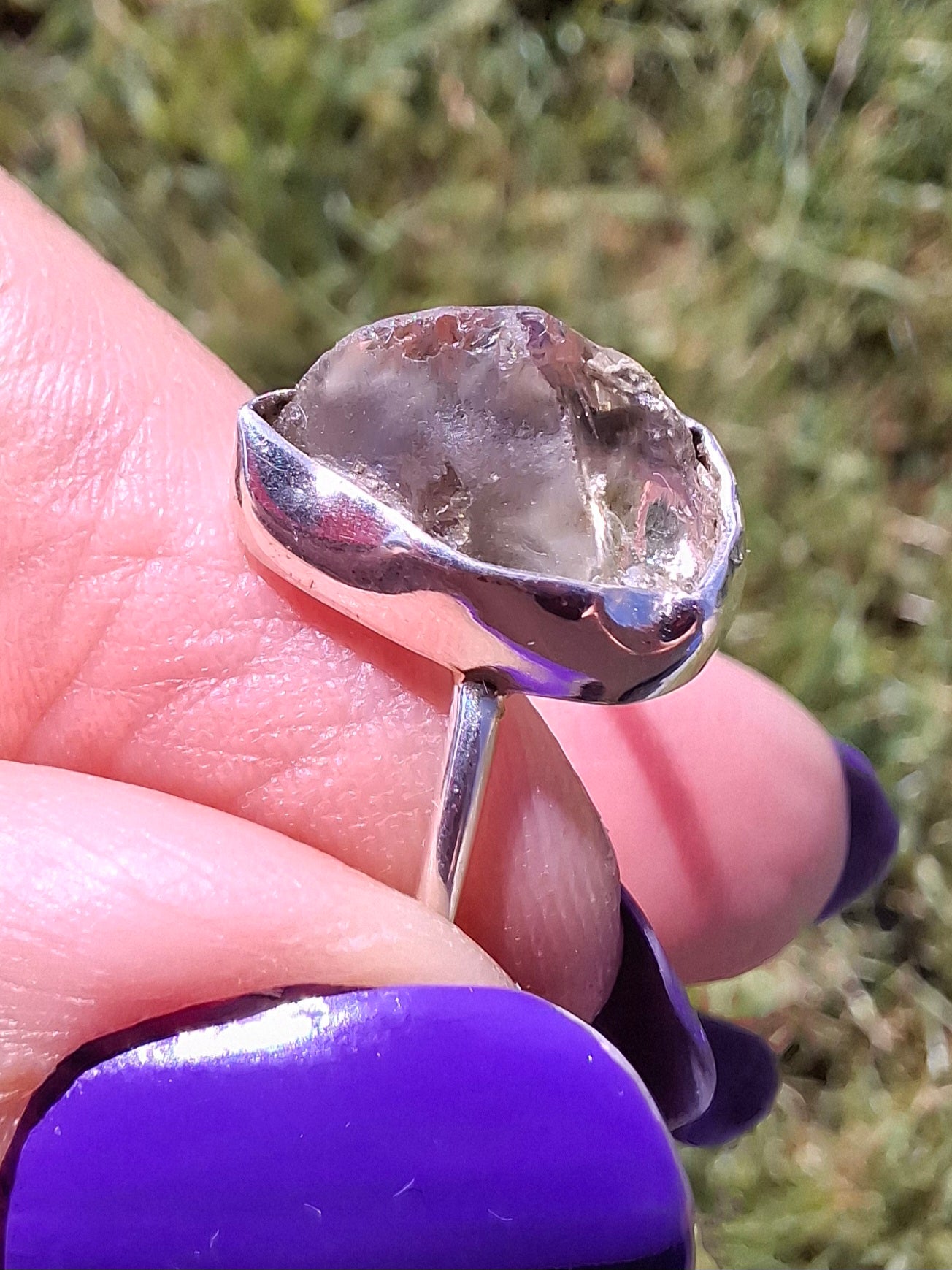 Libyan Desert Glass Ring, size large V, 925 Silver, Tektite (Ref: LR57)
