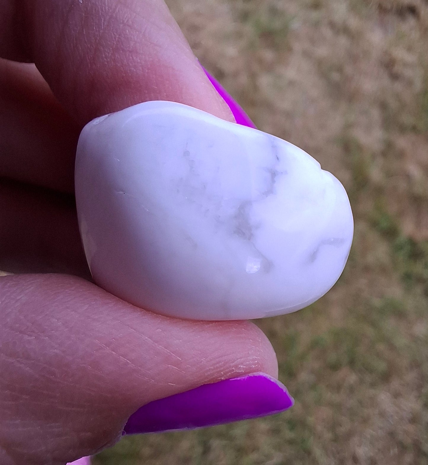Howlite, Tumble Stone, Crystal (Ref: T34)