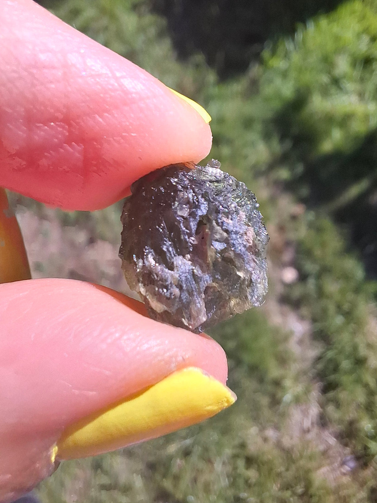 Moldavite Piece, 1.61g, Tektite (Ref: 1517)