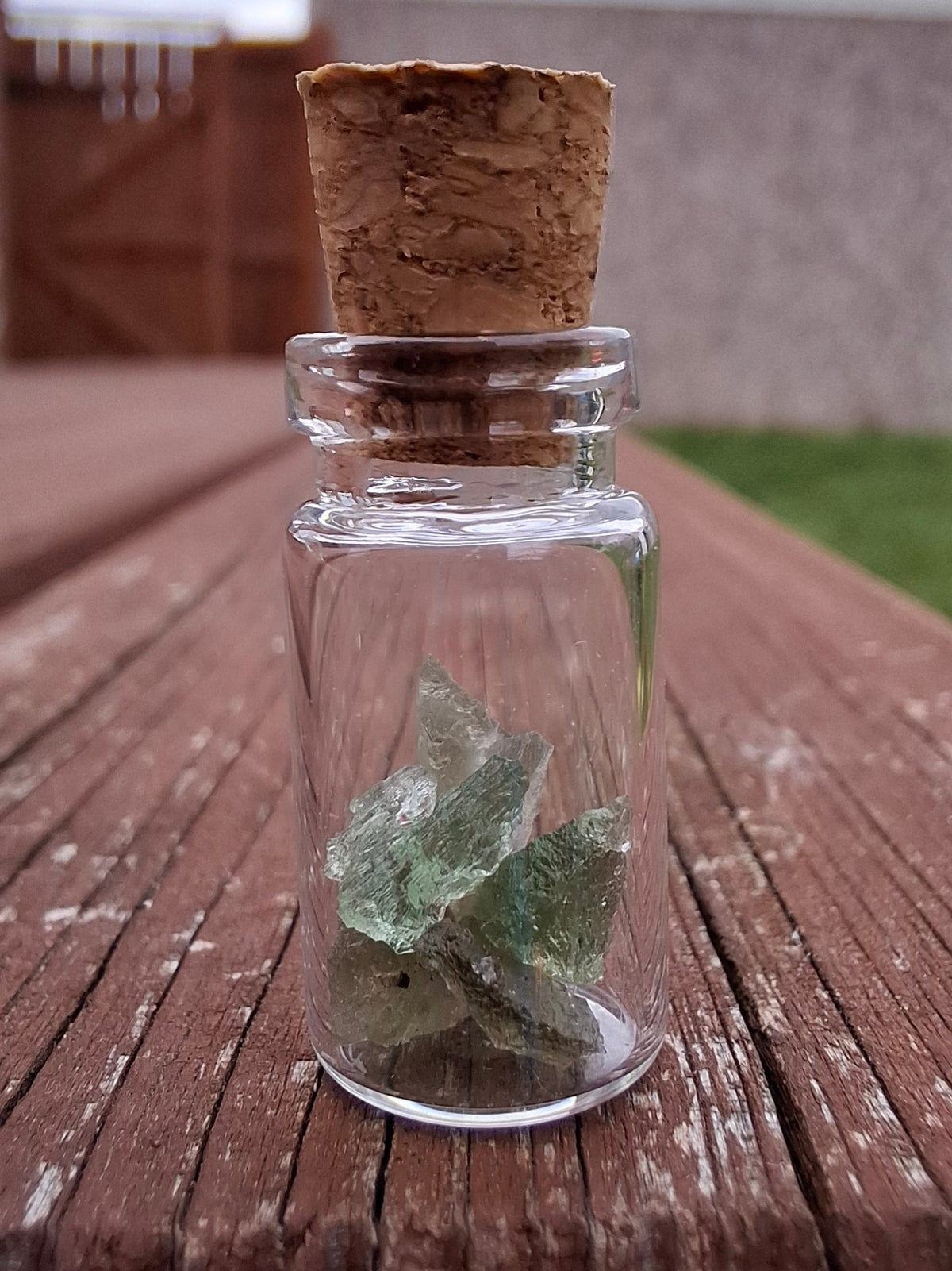 Moldavite Chips (0.50g) in 1ml Bottle, Tektite (Ref; B26)