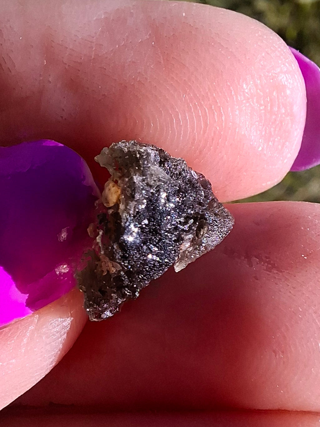 Moldavite Piece, 0.65g, Tektite (Ref: 1459)