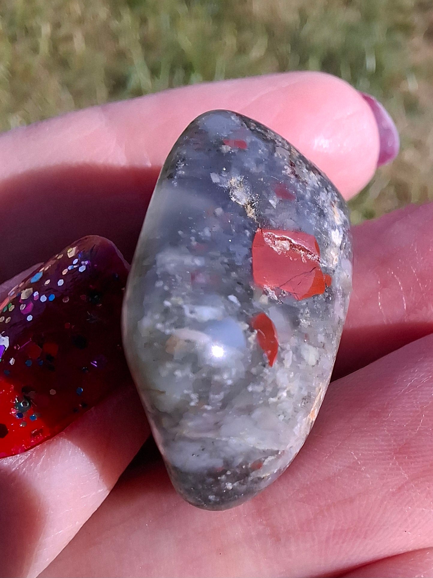African Blood Stone, Tumble Stone, Crystal (Ref: T173)