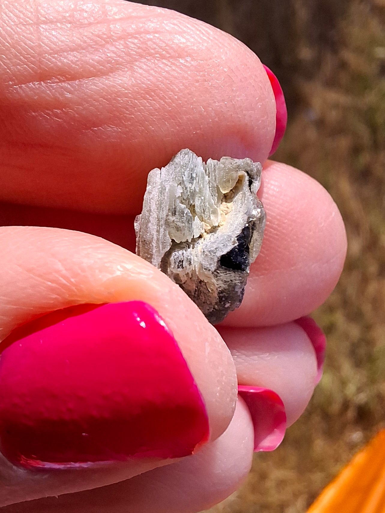 Moldavite Piece, SNOWFLAKE, FROSTED, BRUSNA, 1.05g, Tektite (Ref: 1490)
