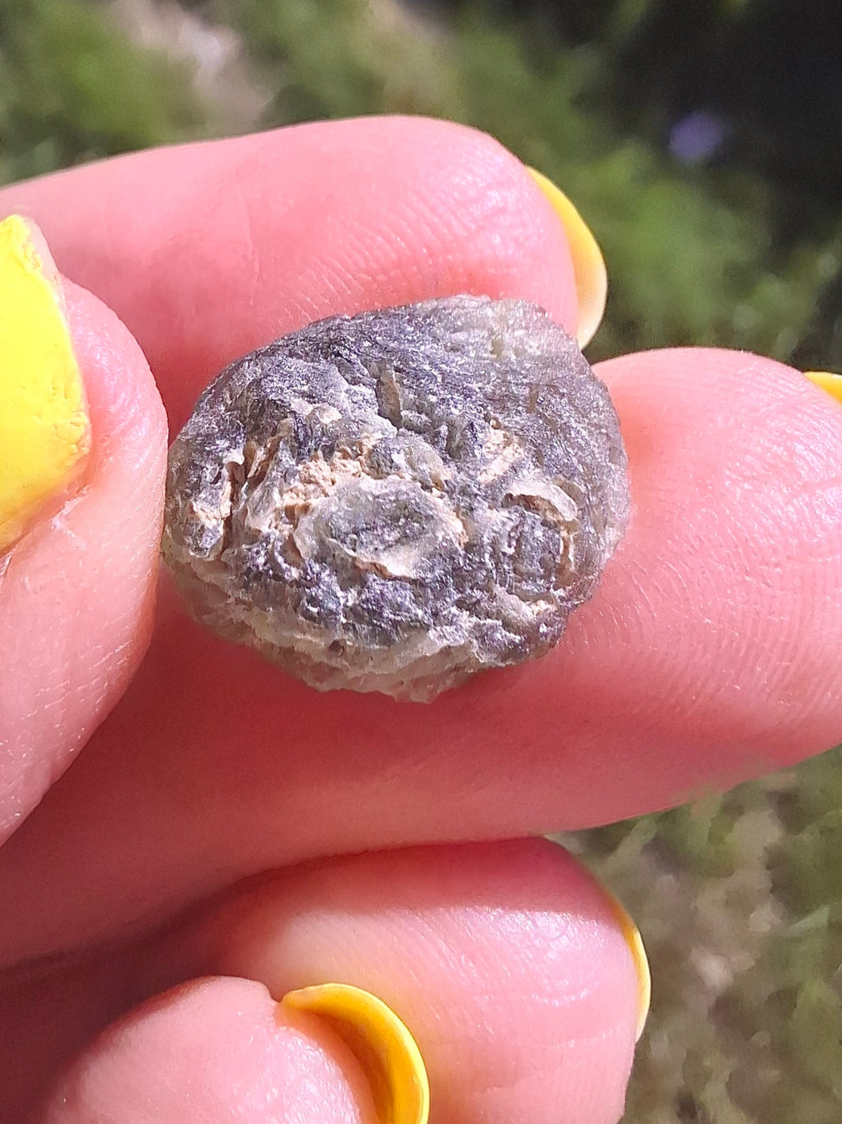 Moldavite Piece, 2.09g, Tektite (Ref: 1510)