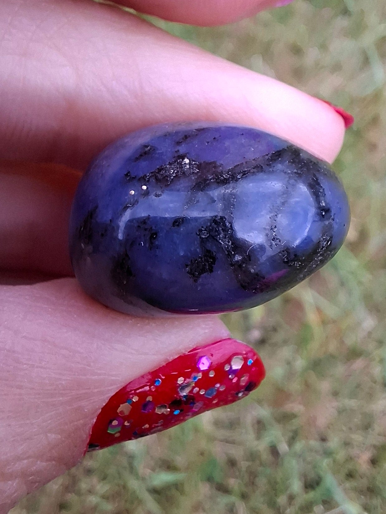 Sodalite, Tumble Stone, Crystal (Ref: T148)
