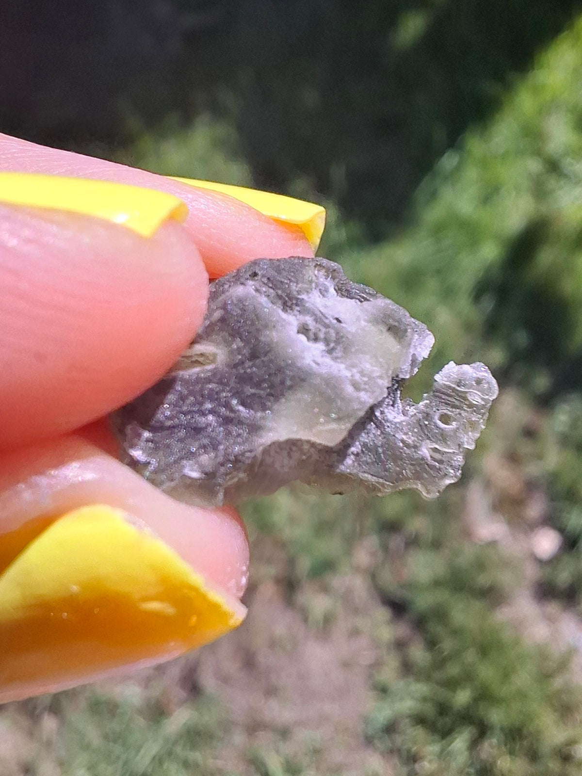 Moldavite Piece, 1.74g, Tektite (Ref: 1513)