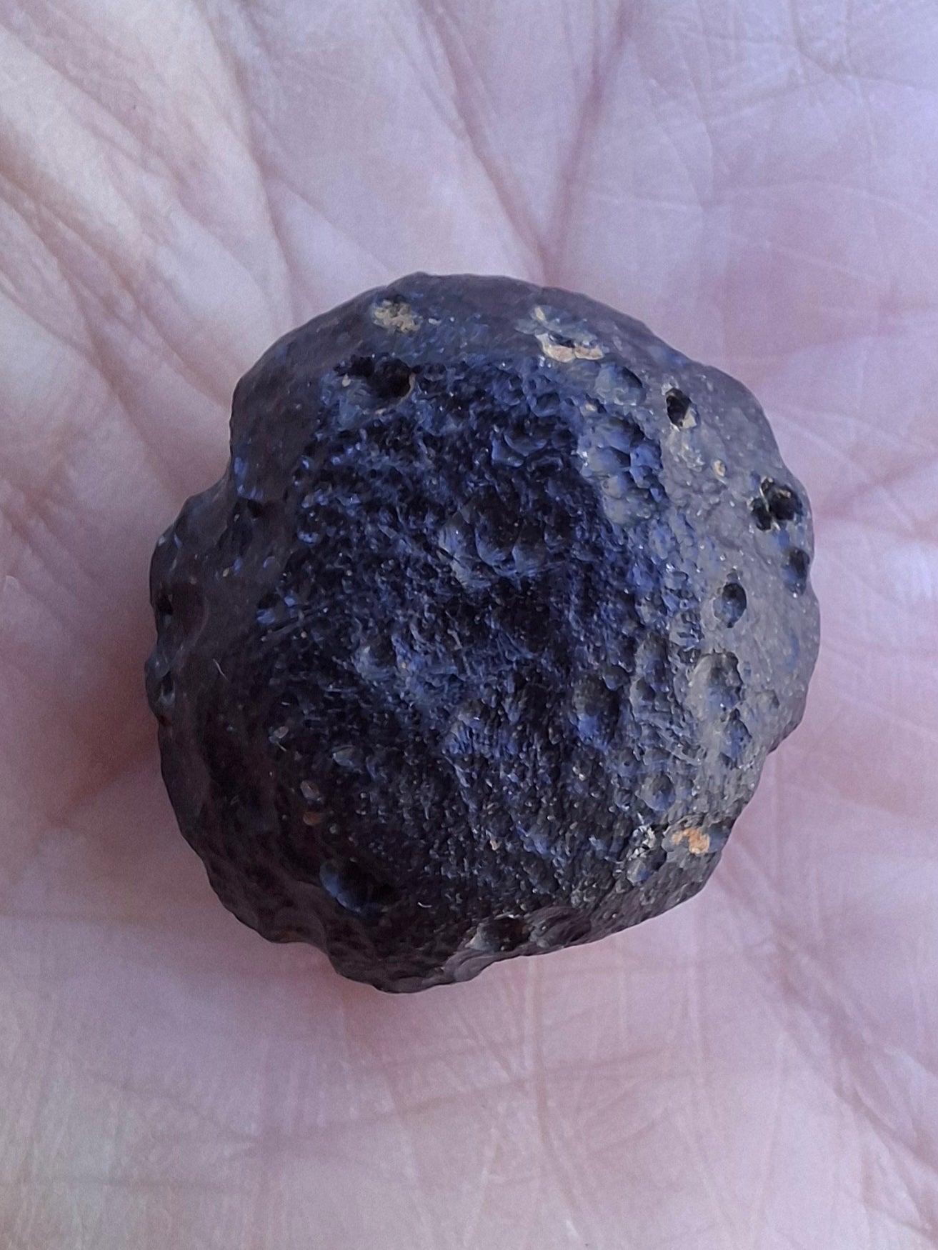 Philippinite (Rizalite), 10.64g, Tektite