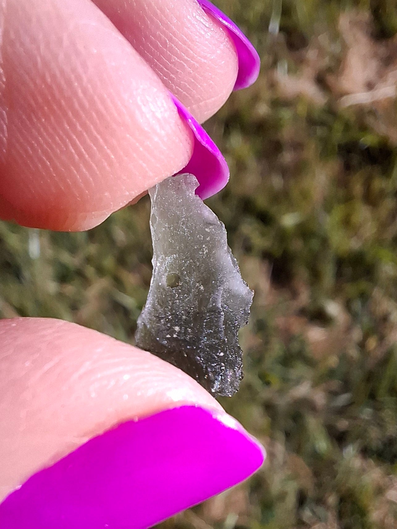 Moldavite Piece, 0.63g, Tektite (Ref: 1447)