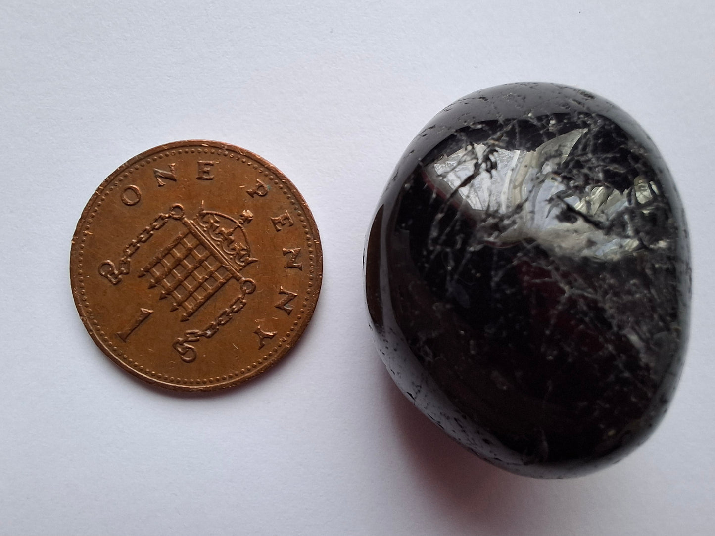 Black Tourmaline, Tumble Stone, Crystal (Ref: T217)