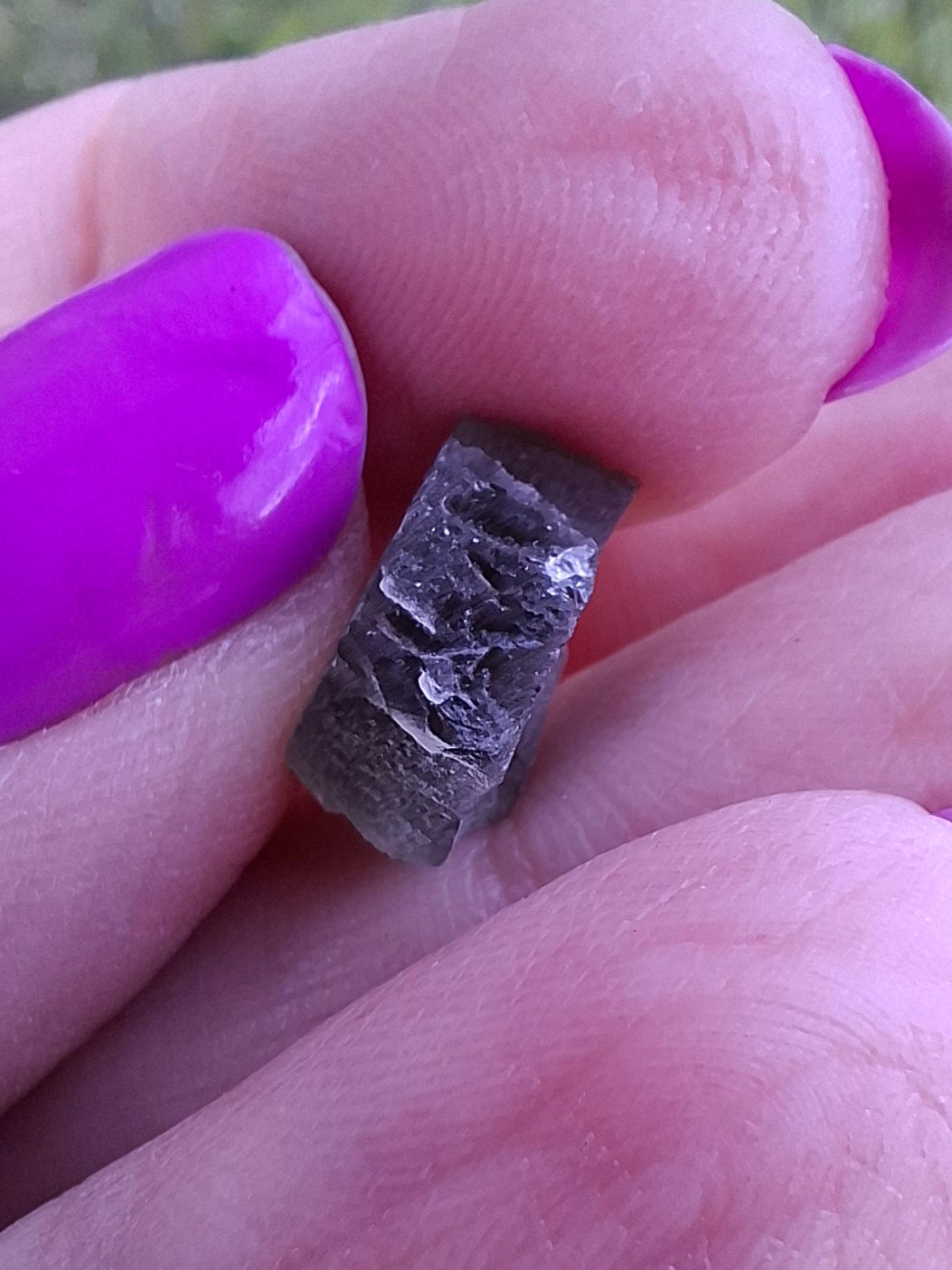 Moldavite Piece, 0.87g, Tektite (Ref: 1453)