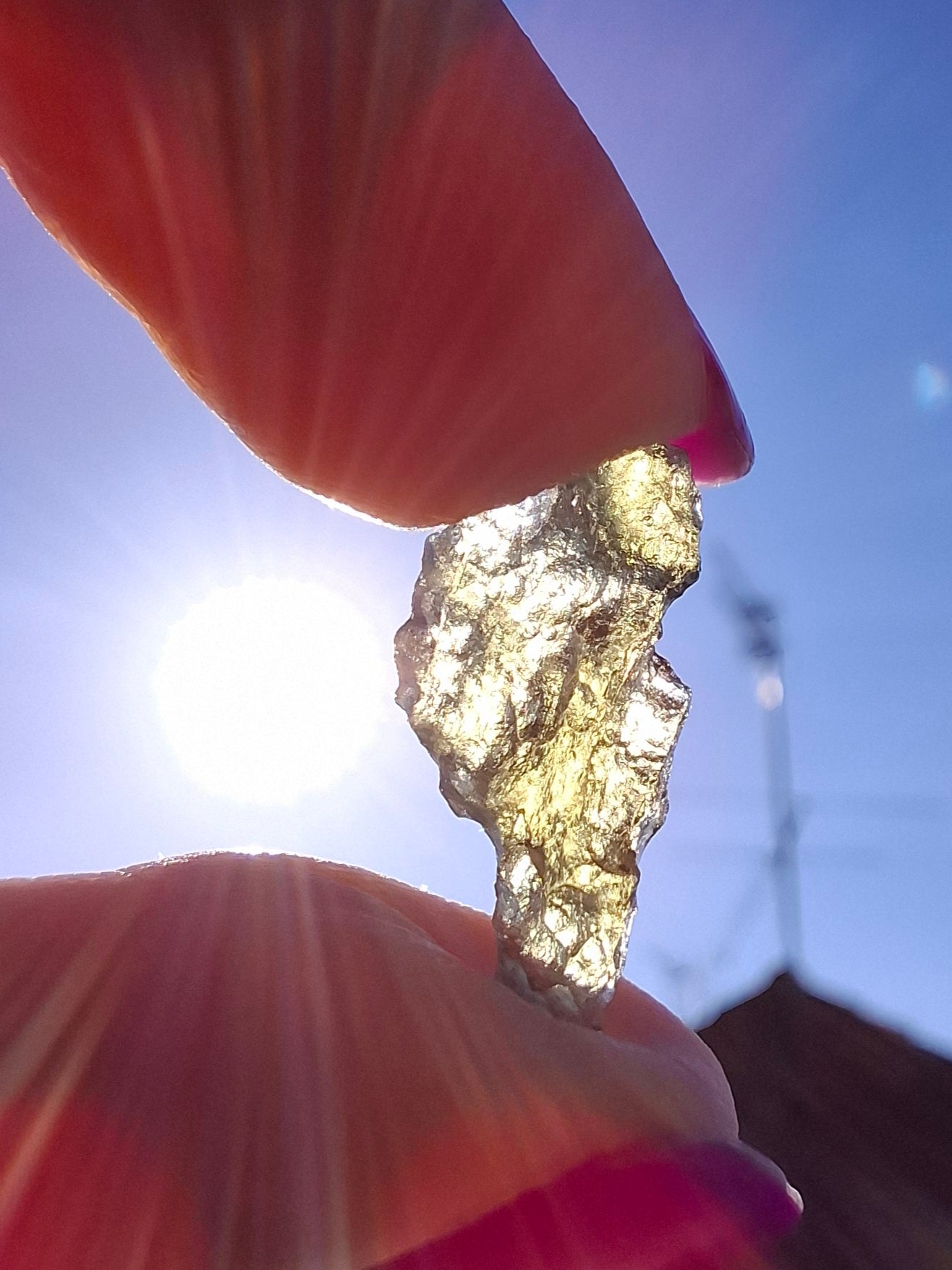 Moldavite Piece, 0.61g, Tektite (Ref: 1457)