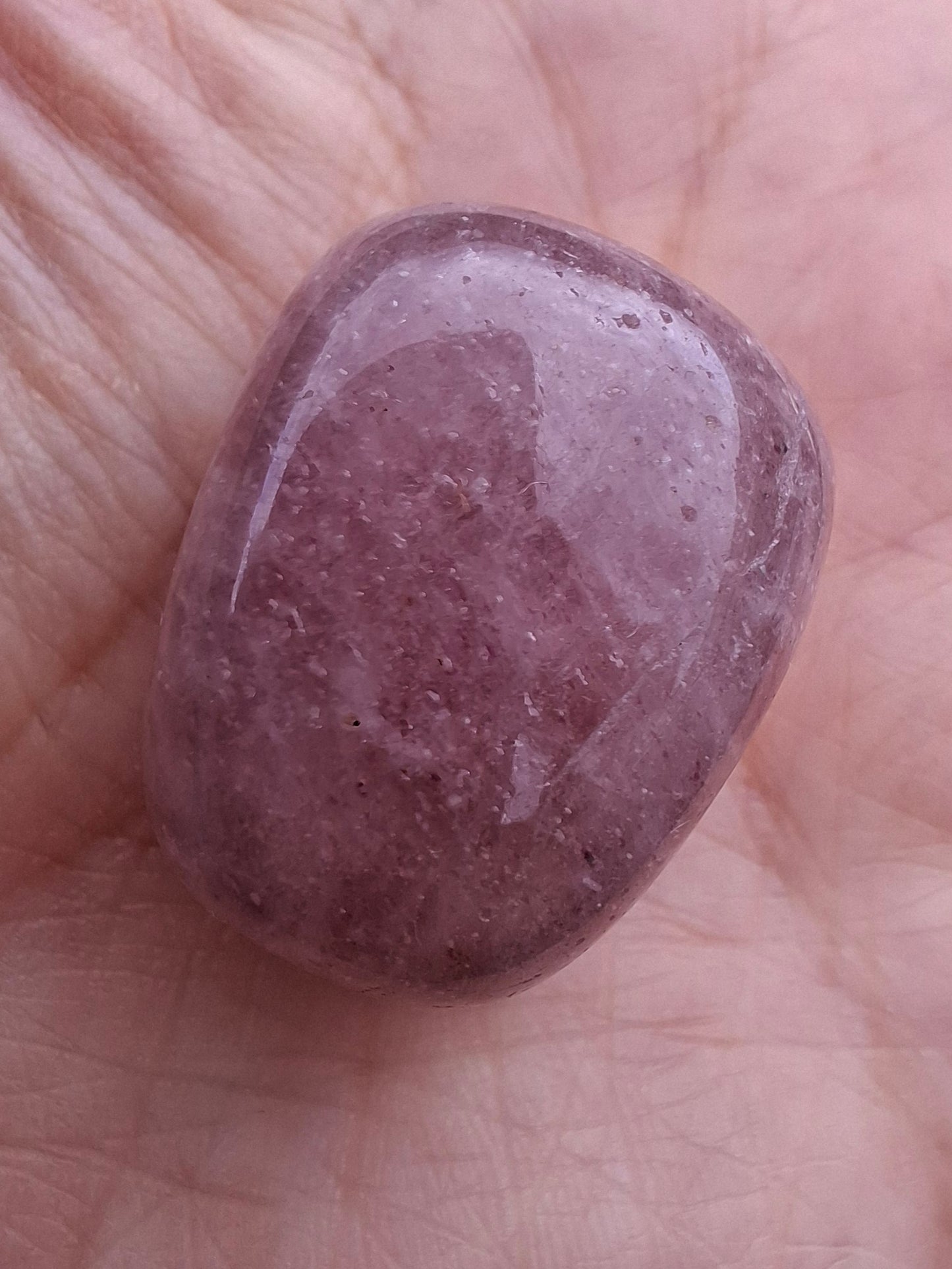 Strawberry Quartz, Tumble Stone, Crystal (Ref: T8)