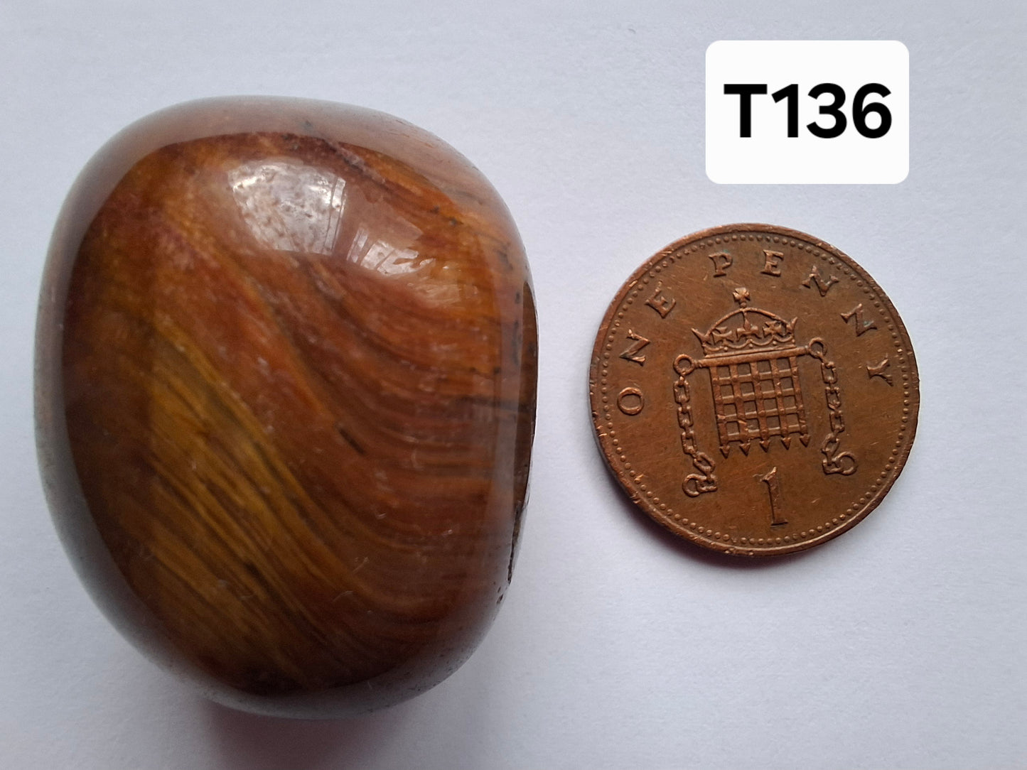 Tigers Eye, Tumble Stone, Crystal (Ref: T136)