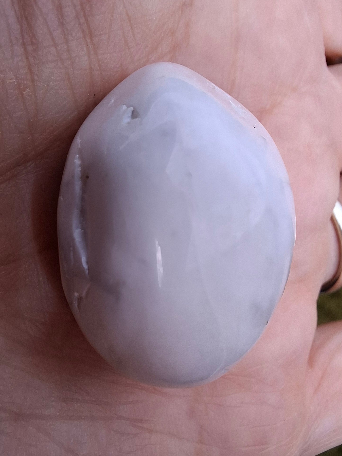 Howlite, Tumble Stone, Crystal (Ref: T38)