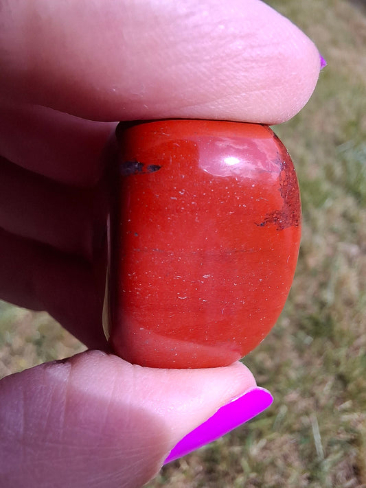 Red Jasper, Tumble Stone, Crystal (Ref: T91)