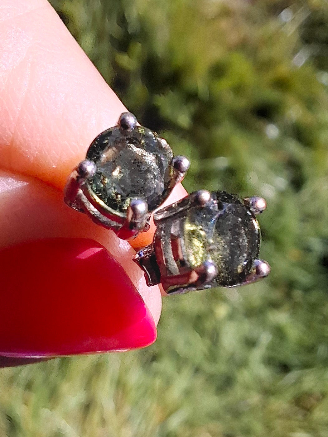 Moldavite (faceted), 5mm, STUD EARRINGS, 925 Silver, Tektite (Ref: Pair53)