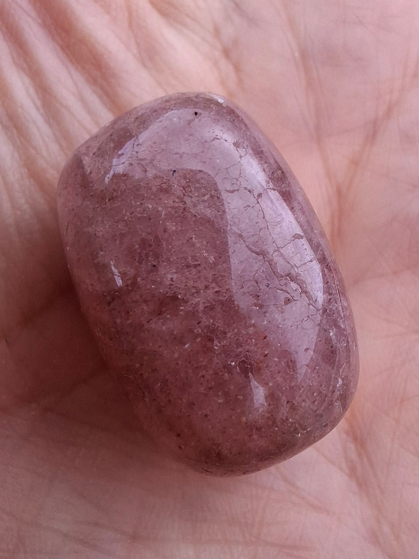 Strawberry Quartz, Tumble Stone, Crystal (Ref: T10)