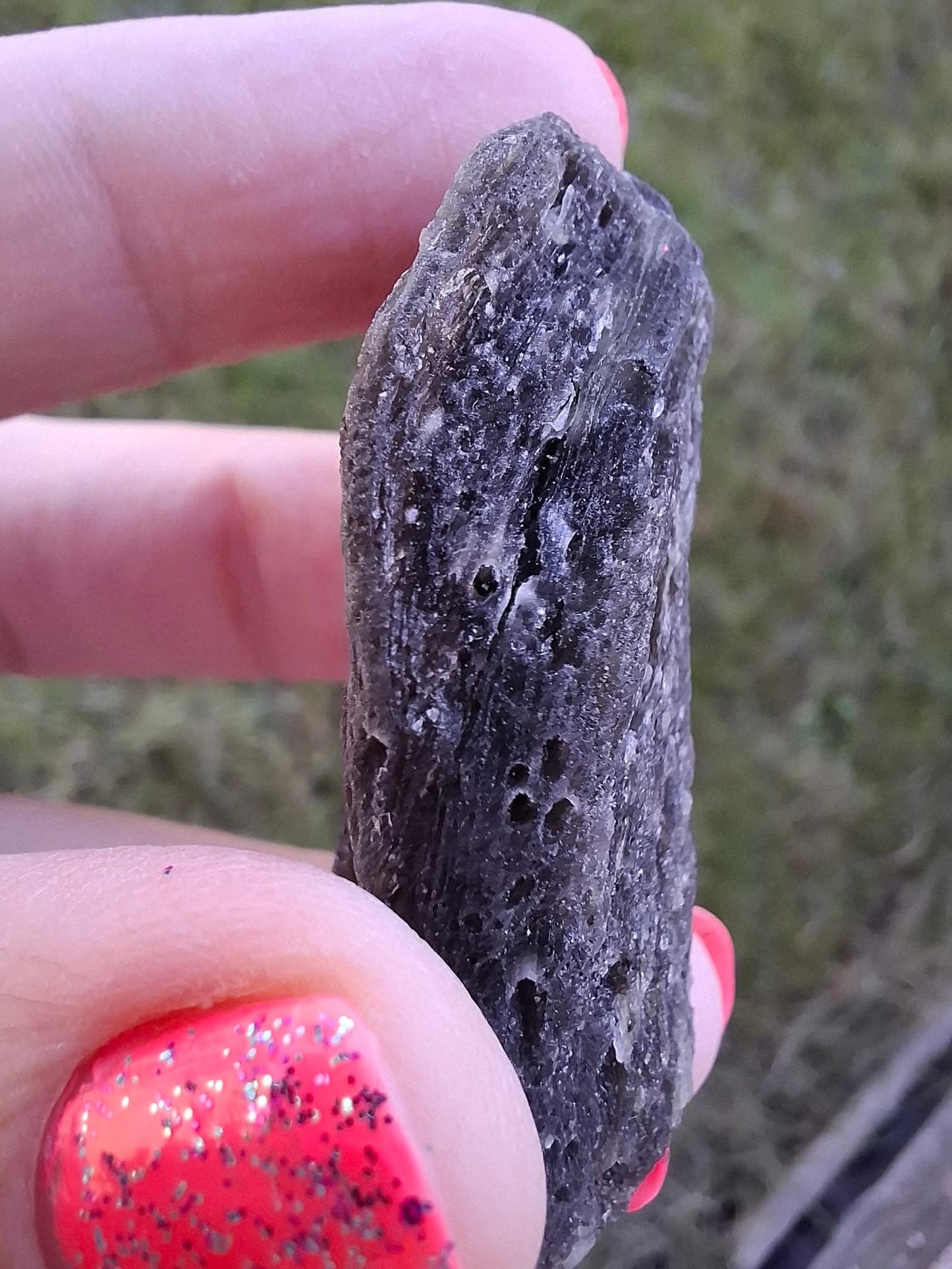 Moldavite Piece, NESMEN HURKA,  26.87g, Tektite (Ref: 1170)