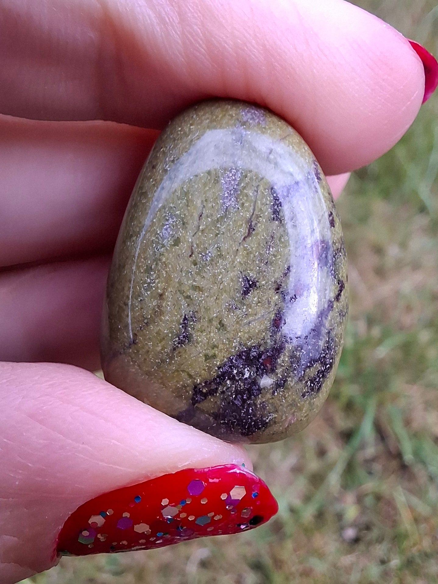 Dragons Blood Jasper, Tumble Stone, Crystal (T111)
