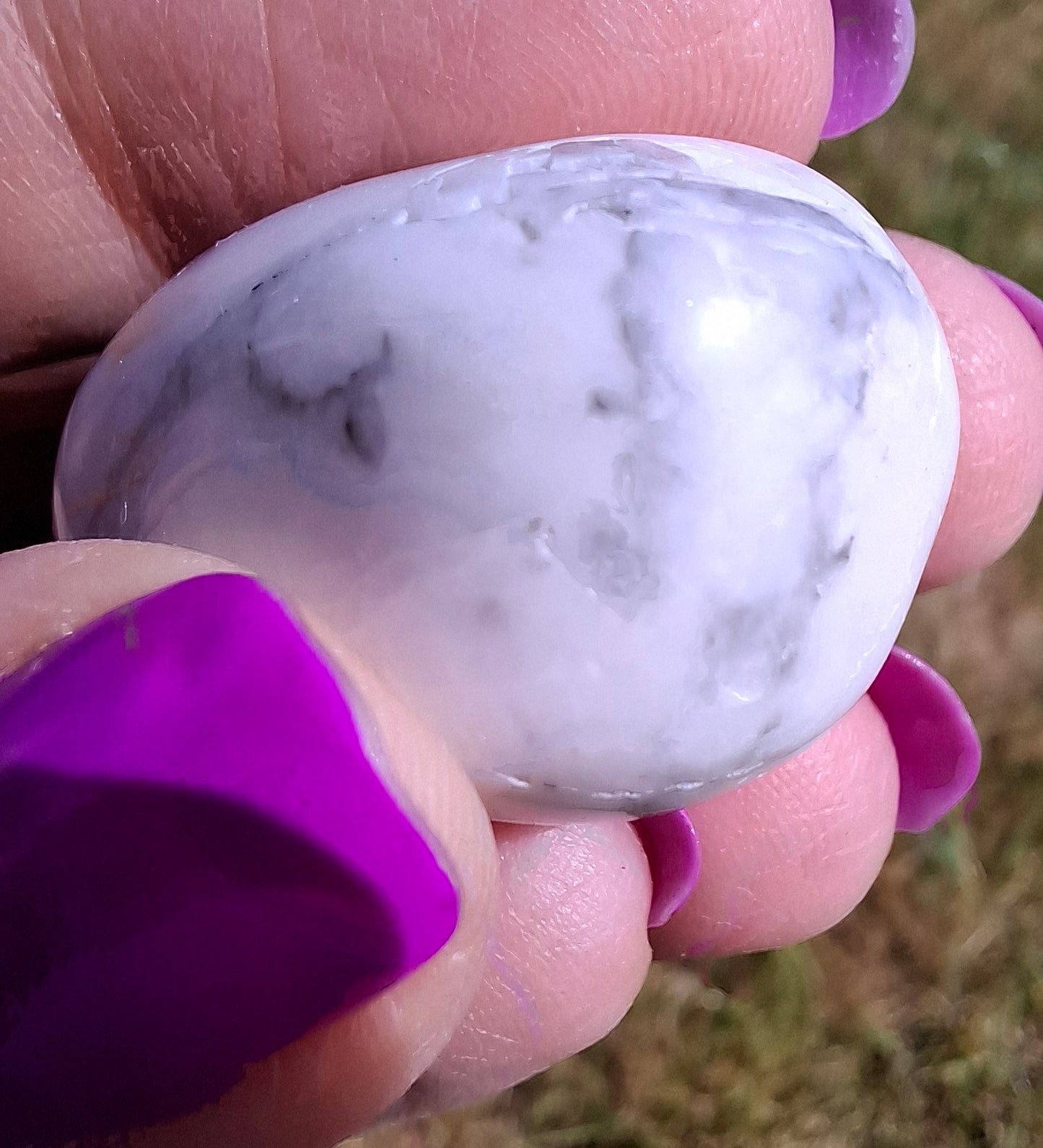 Howlite, Tumble Stone, Crystal (Ref: T41)