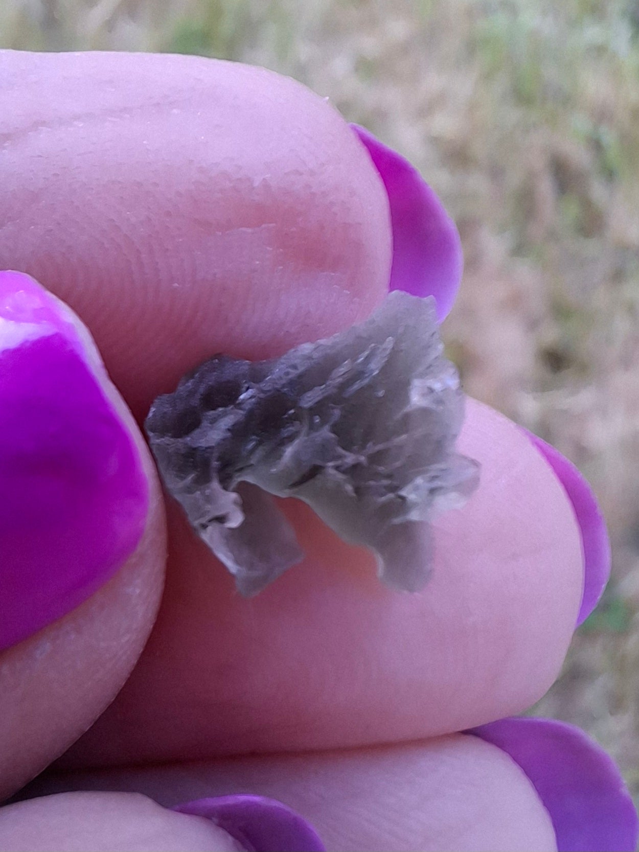 Moldavite Piece, 0.45g, Tektite (Ref: 1444)