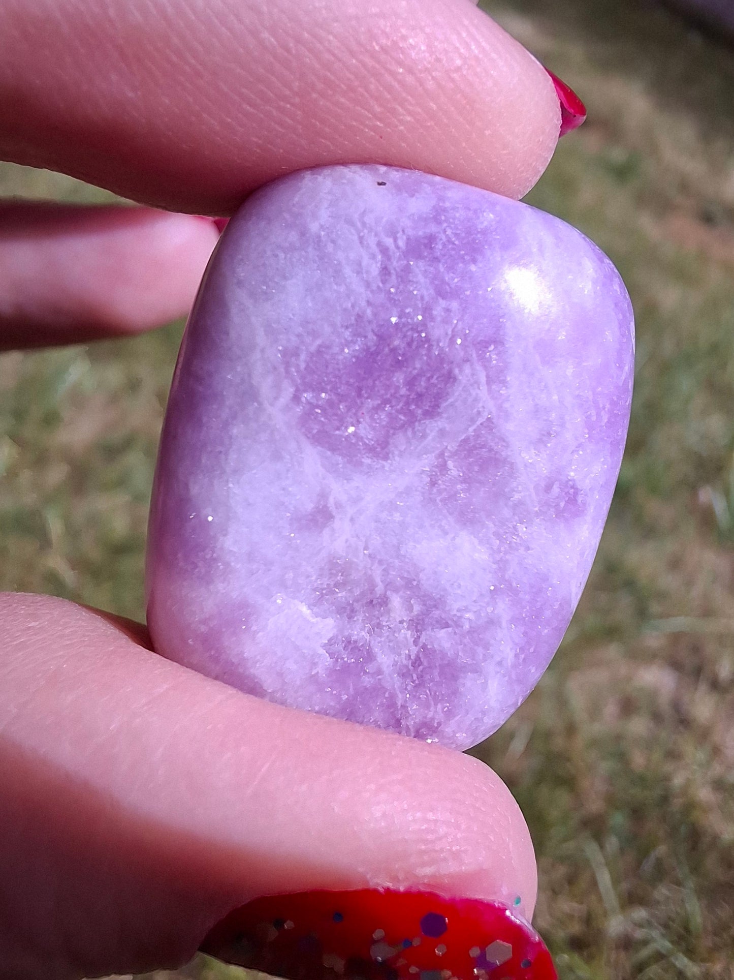 Lepidolite, Tumble Stone, Crystal (Ref: T119)