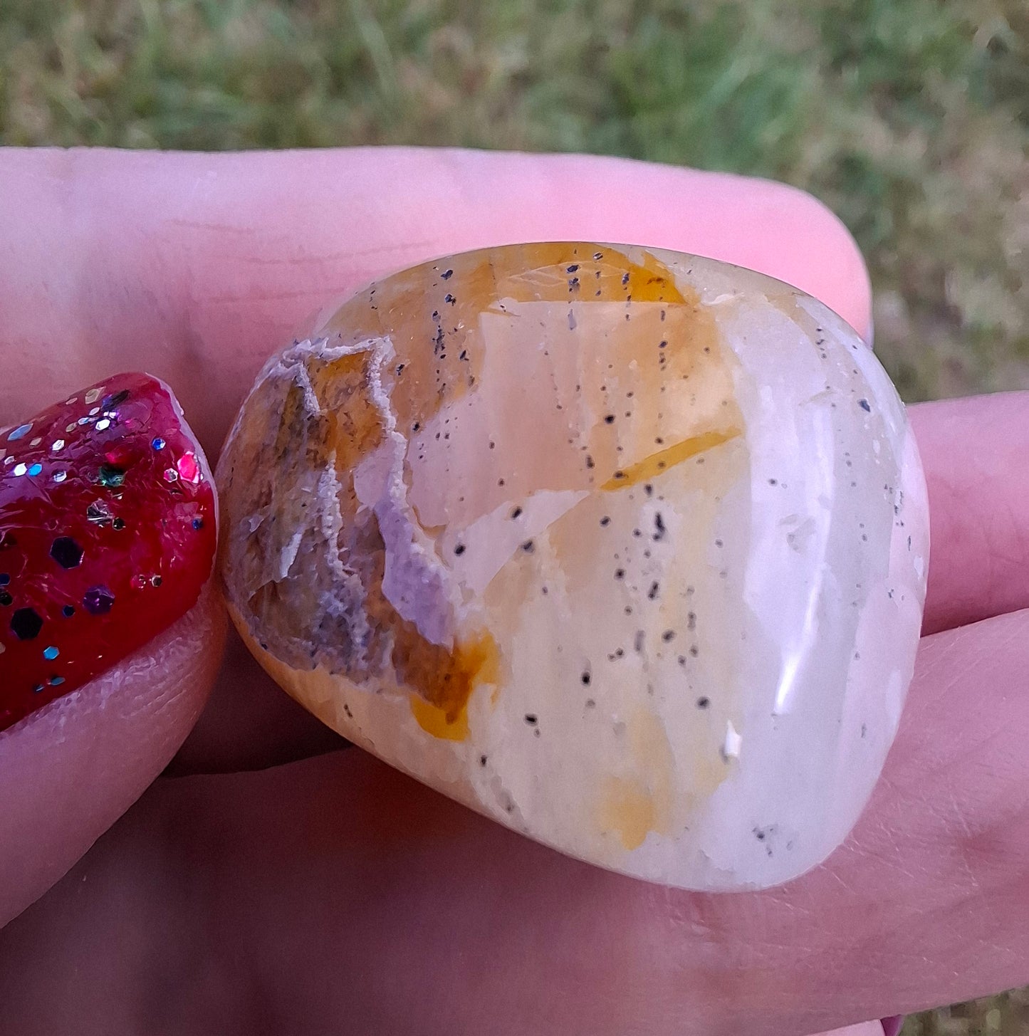 Golden Healer, Tumble Stone, Crystal (Ref: T191)