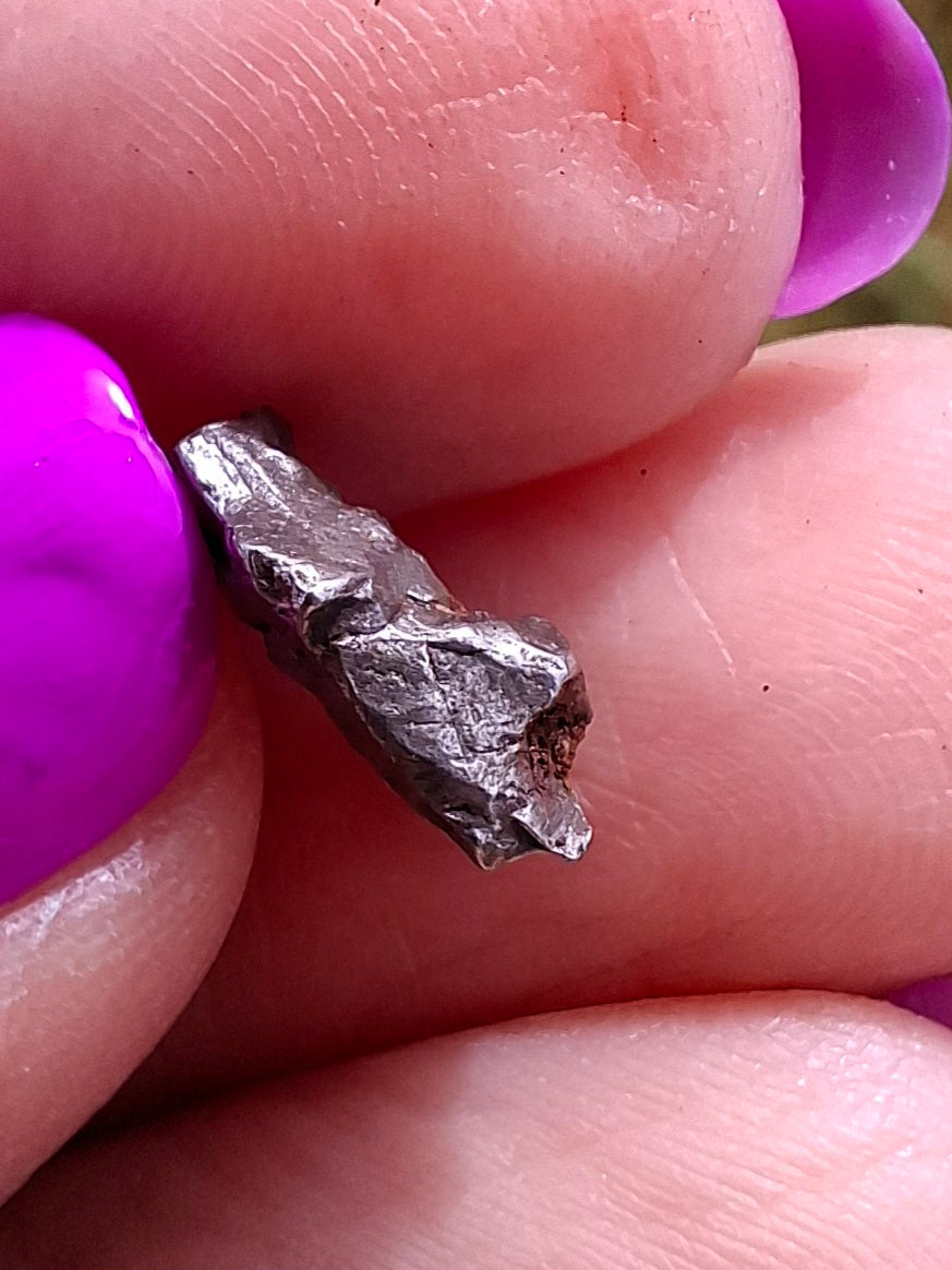 Campo del Cielo, 0.95g, Nickel Iron Meteorite (Ref: C2)