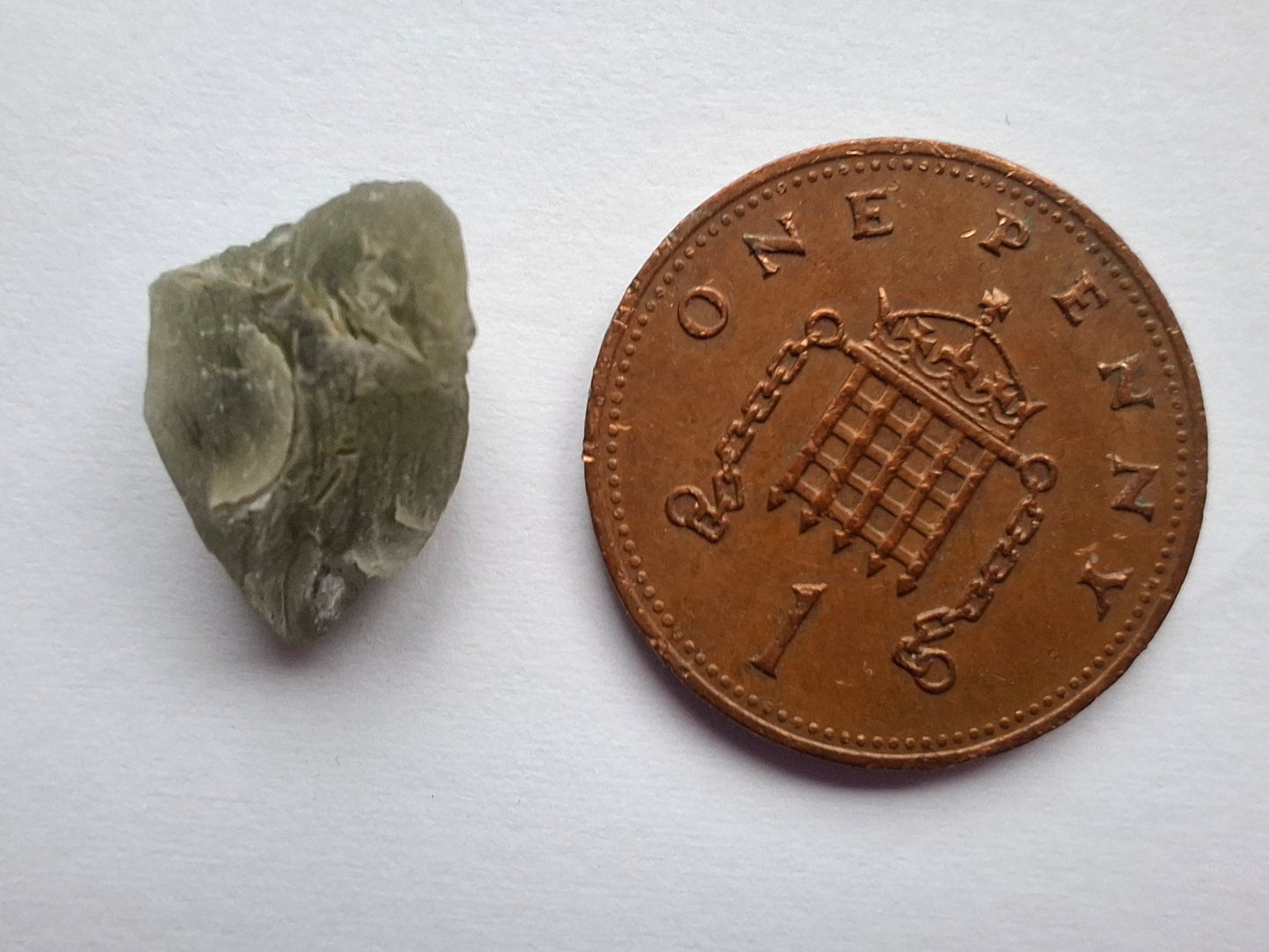 Moldavite Piece, 0.91g, Tektite (Ref: 1460)