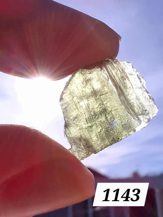 Moldavite Piece, 1.50g, Tektite (Ref: 1343)