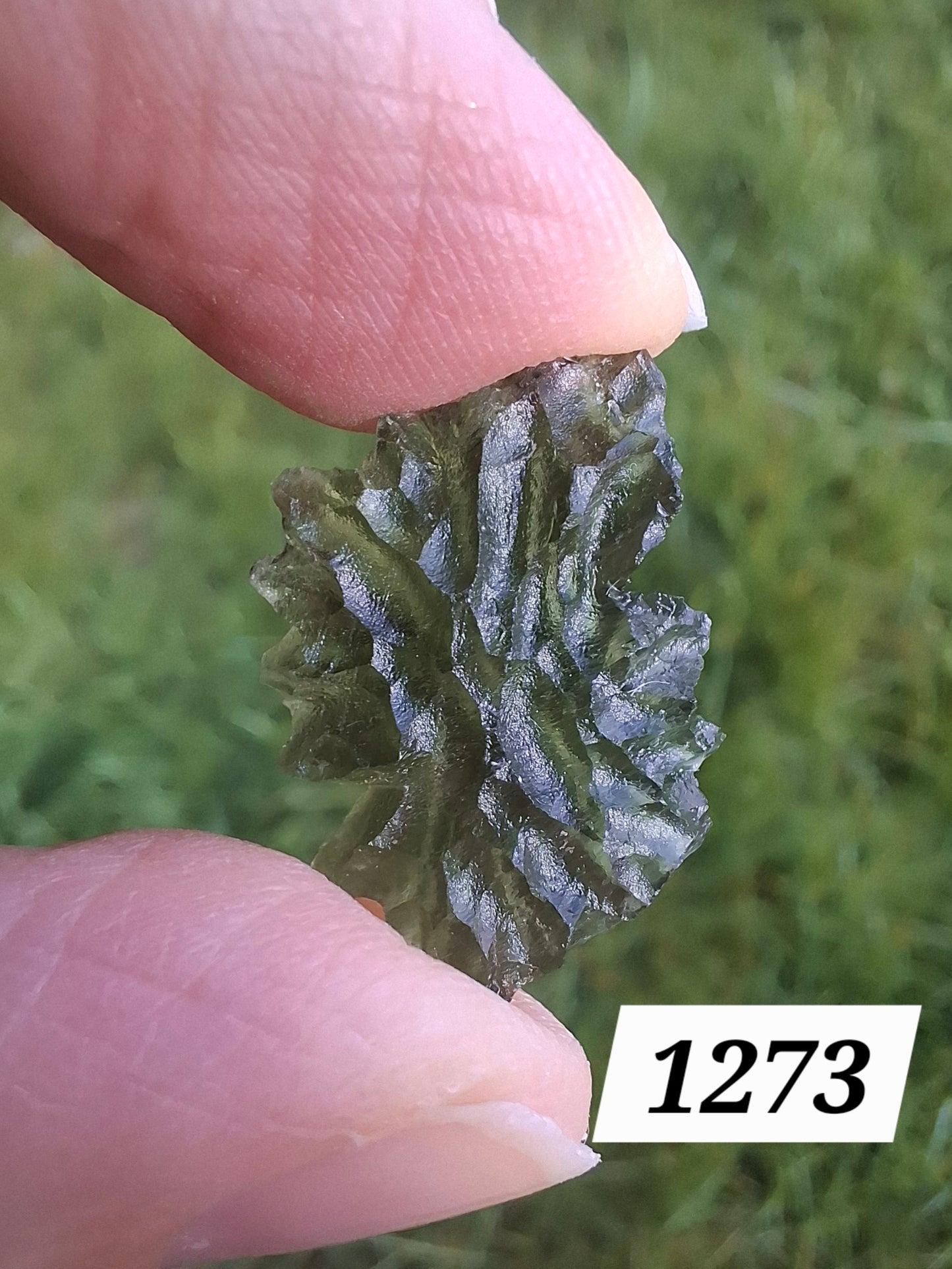 Moldavite Piece, JEZKOVNA BESEDNICE, 1.92g, Tektite (Ref: 1273)