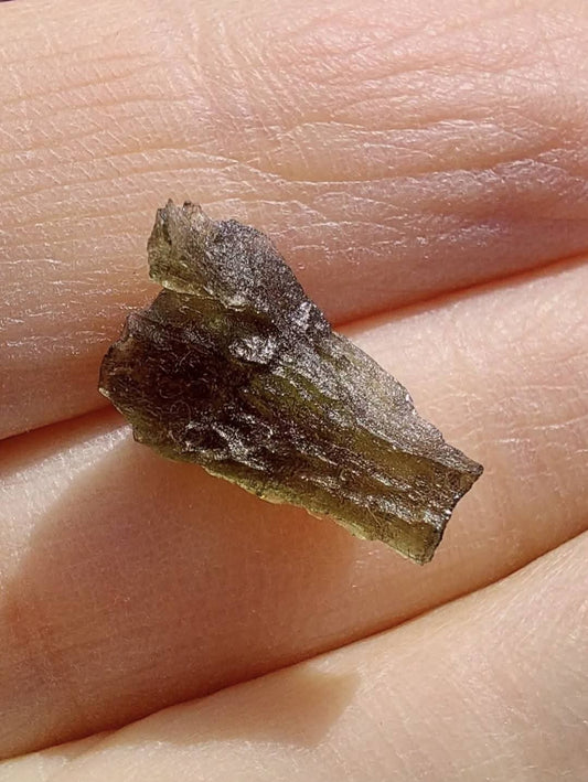 Moldavite Piece, 0.77g, Tektite (Ref: 895)