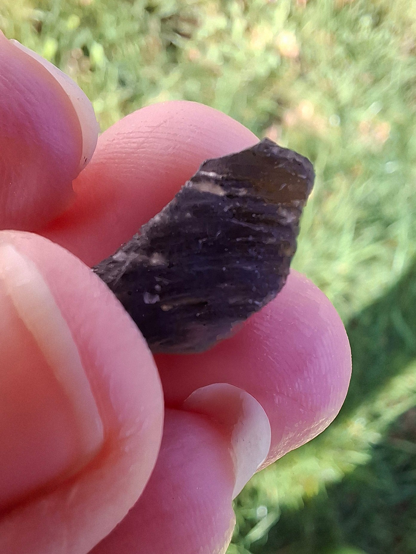 Moldavite Piece, 1.76g, Tektite (Ref: 1342)