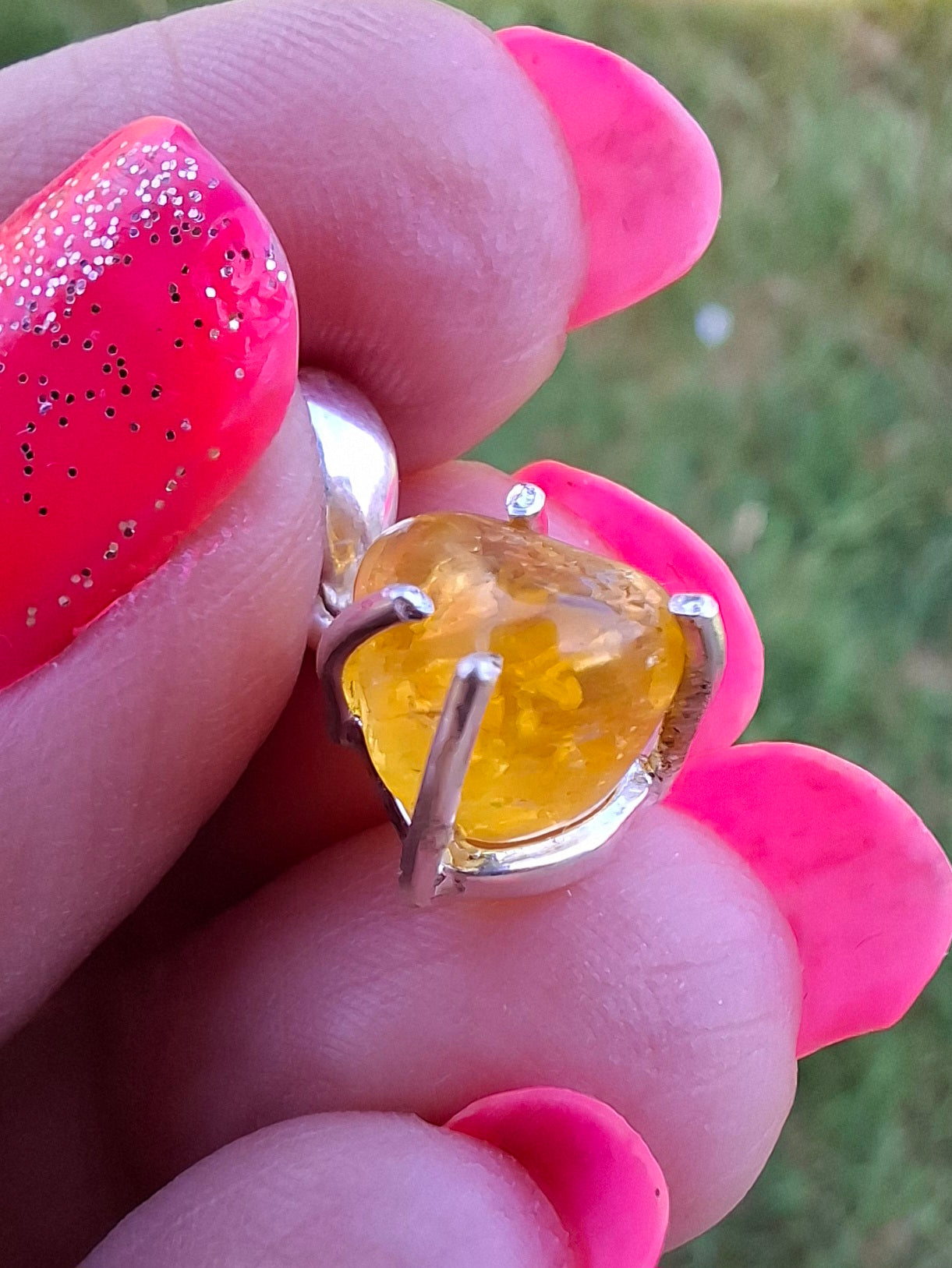 Baltic Amber Pendant, 925 Silver, Fossil (Ref: AP25)