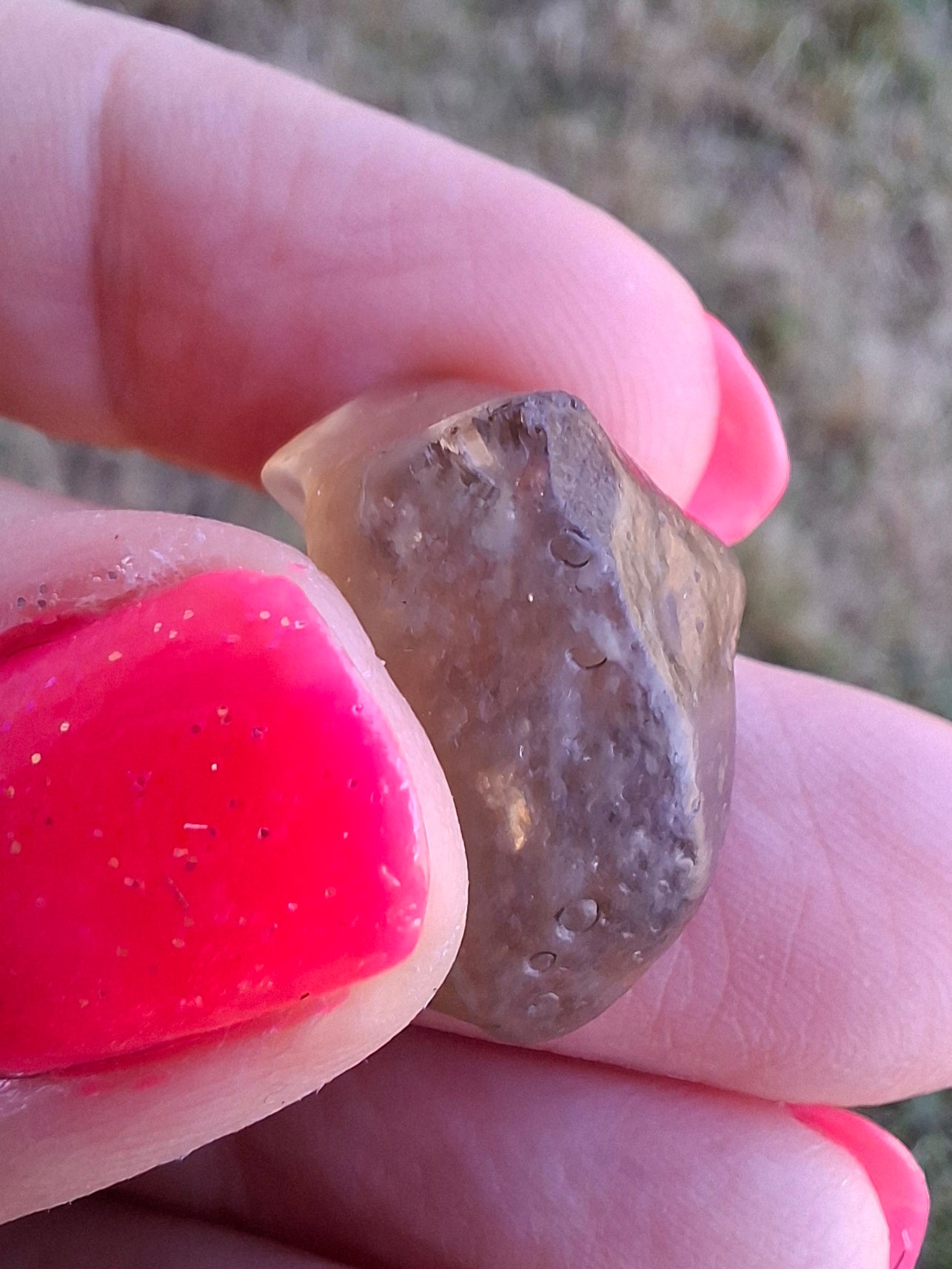 Libyan Desert Glass (darker) Piece, 4.43g, Tektite (Ref: L1361)