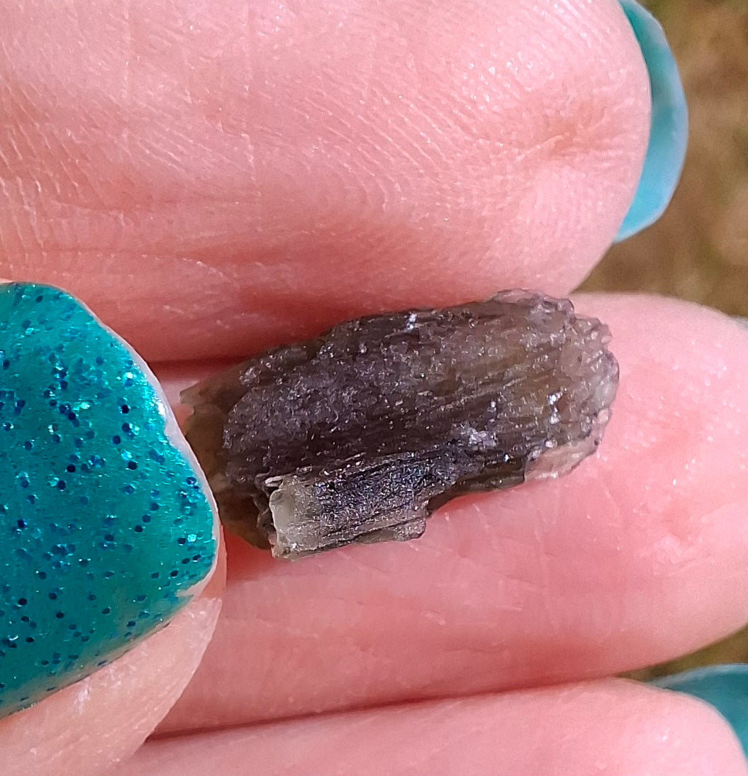 Moldavite Piece, 0.64g, Tektite (Ref: 1424)