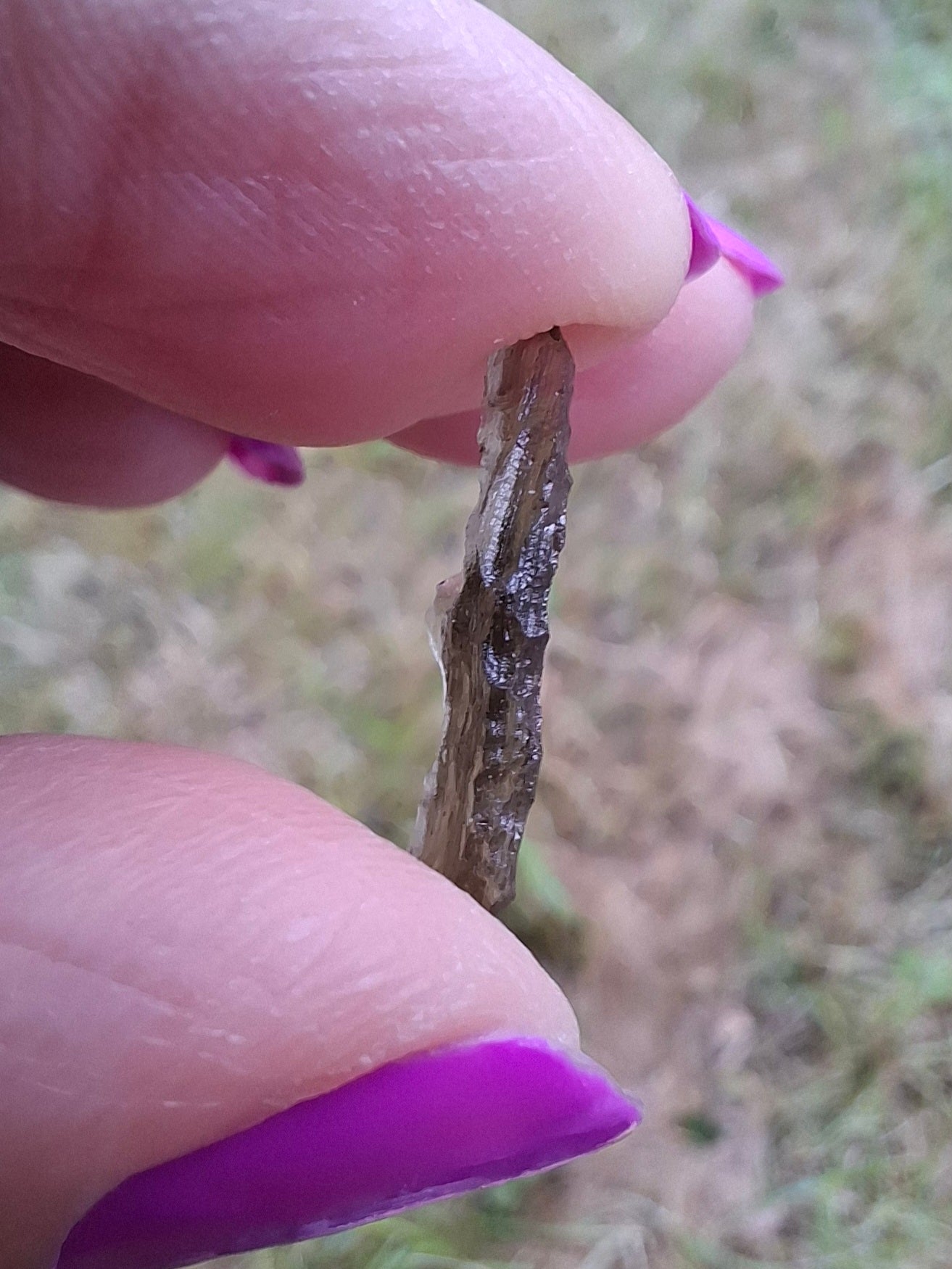 Moldavite small Piece, 0.27g, Tektite (Ref: 1433)