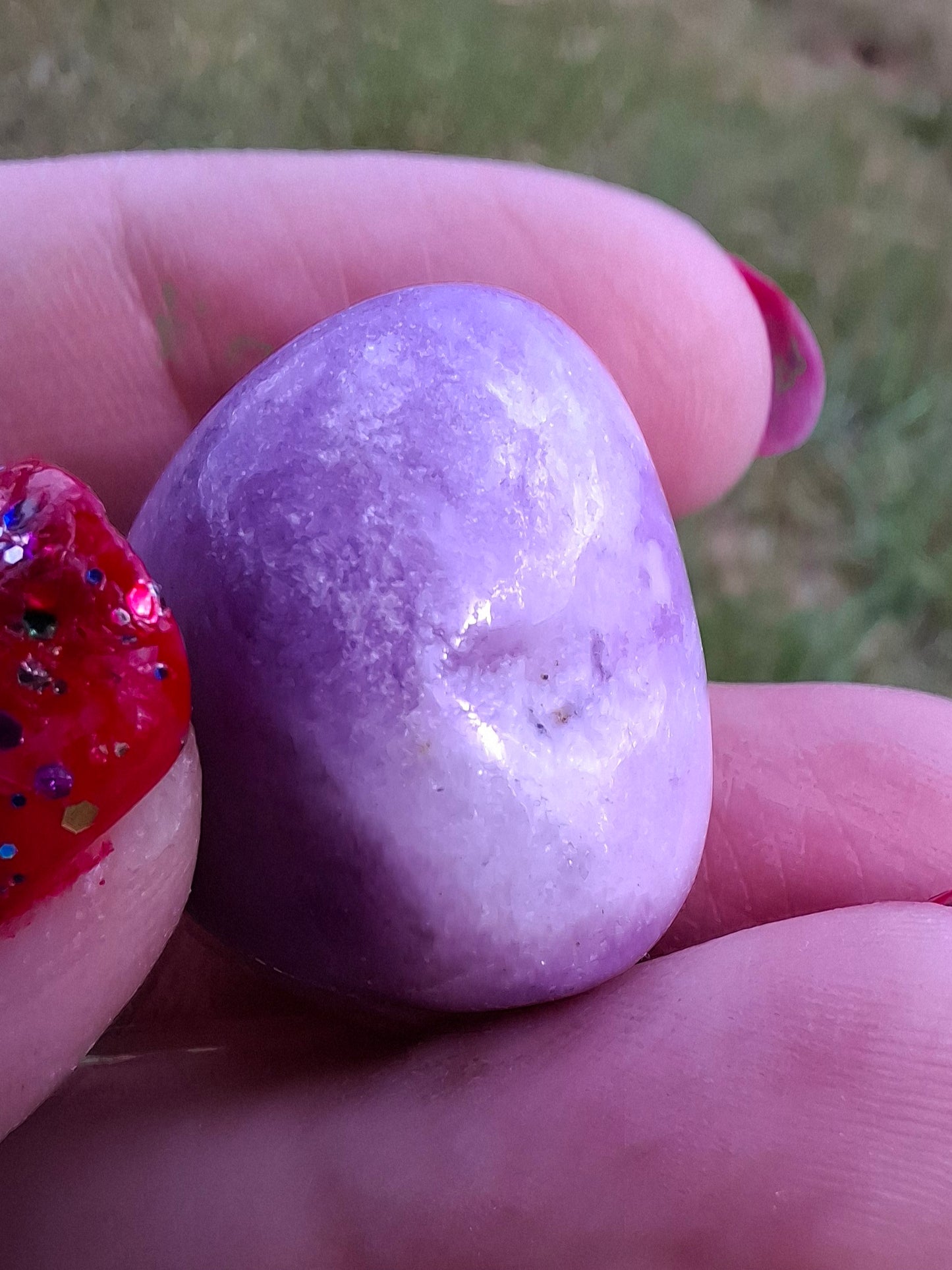 Lepidolite, Tumble Stone, Crystal (Ref: T118)