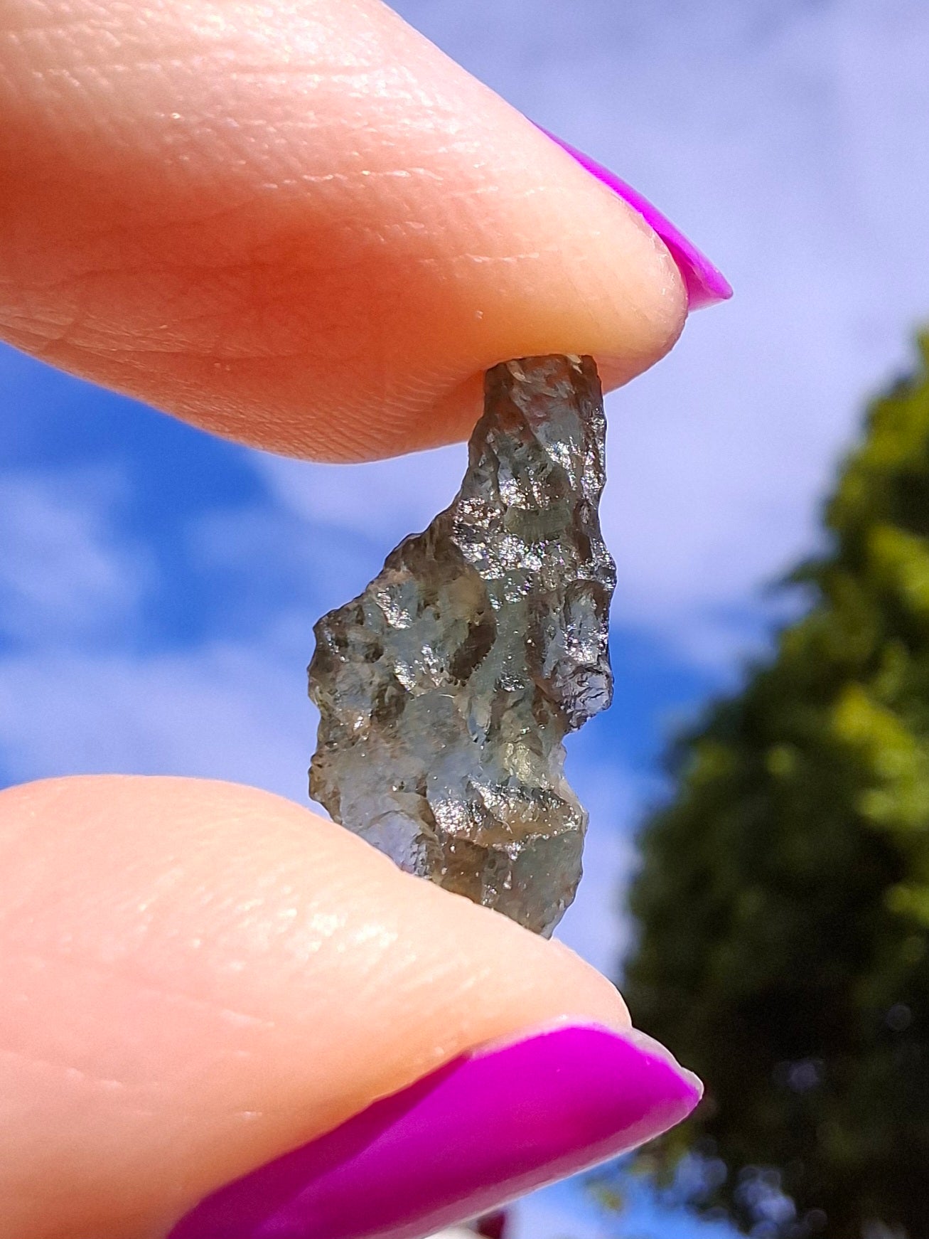 Moldavite Piece, 0.61g, Tektite (Ref: 1457)