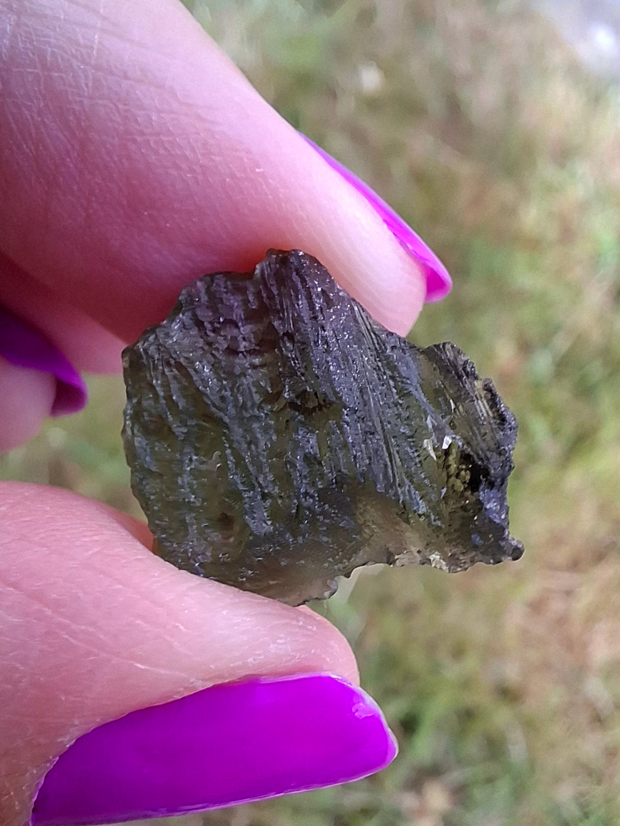 Moldavite Piece, 1.92g, Tektite (Ref: 1426)
