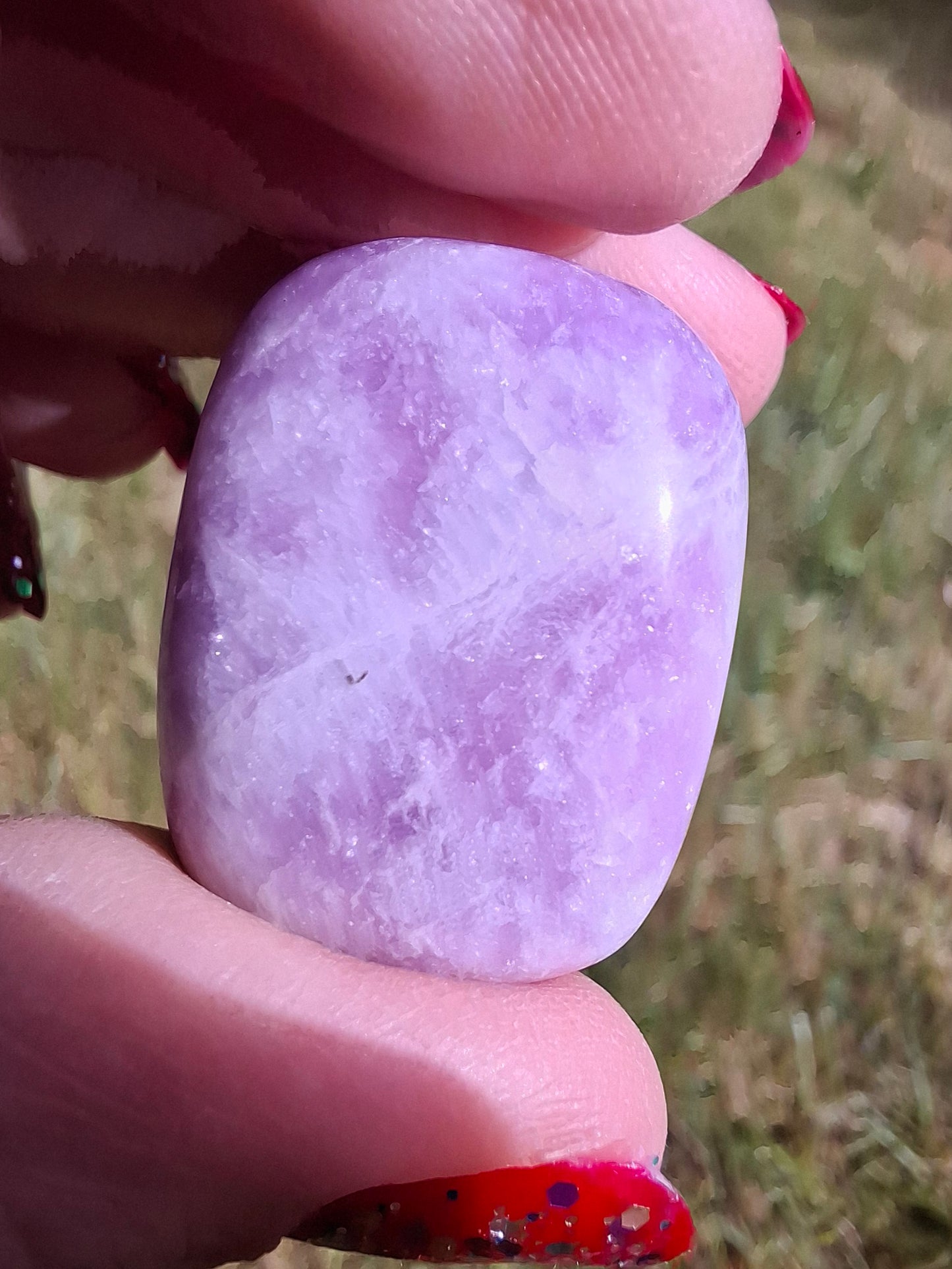Lepidolite, Tumble Stone, Crystal (Ref: T119)