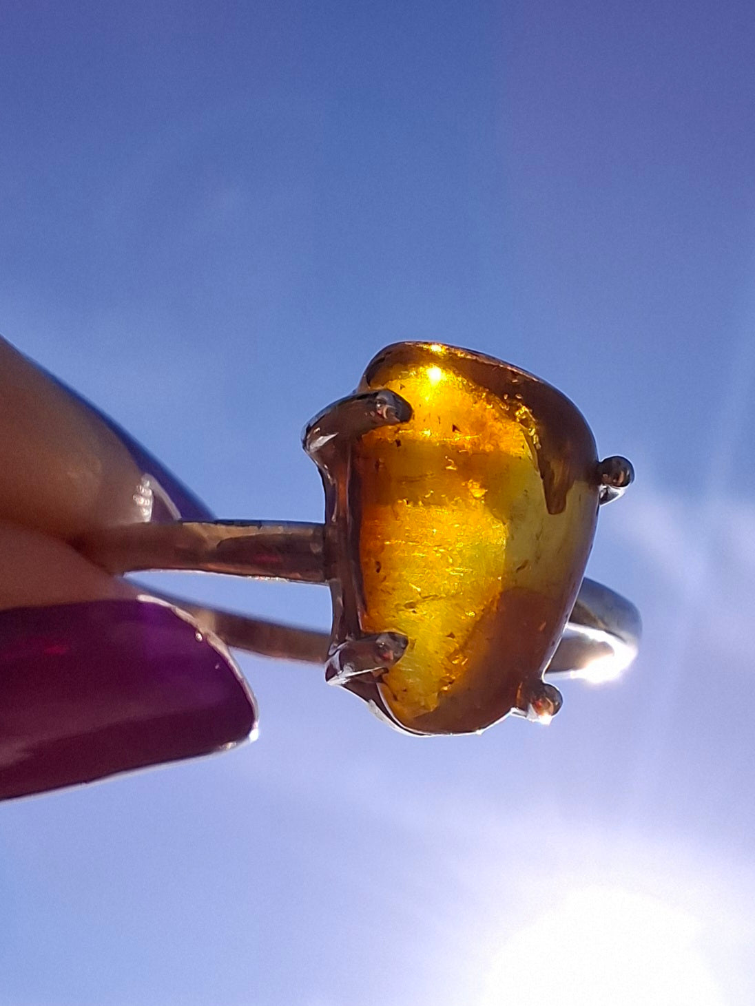 Baltic Amber Ring, size large V, 925 Silver, Fossil (Ref: AR24)